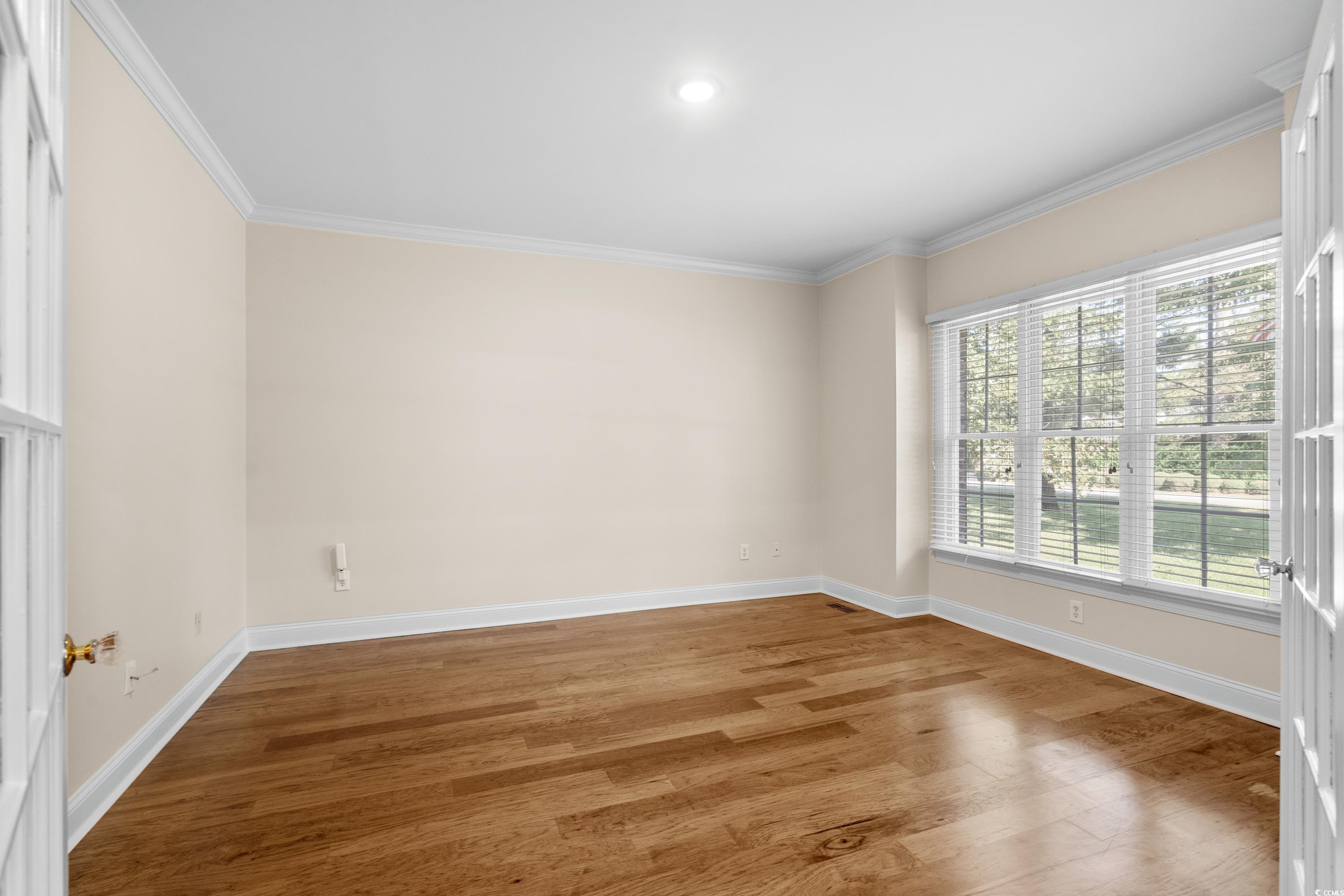 9325 Cove Dr. Property Photo 24