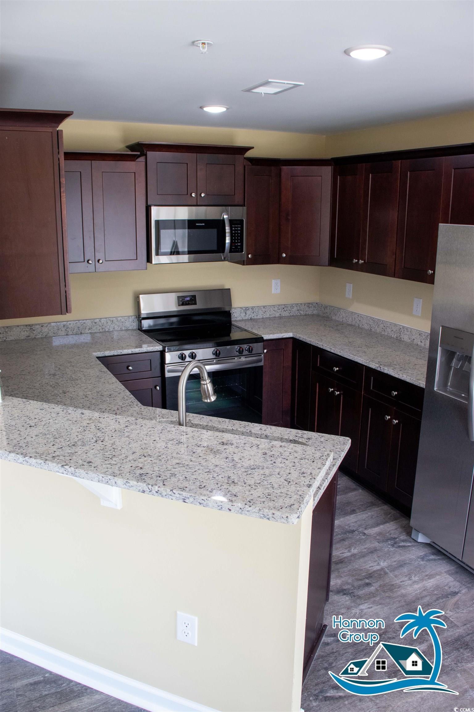 523 Black Swamp Ct. Property Photo 4