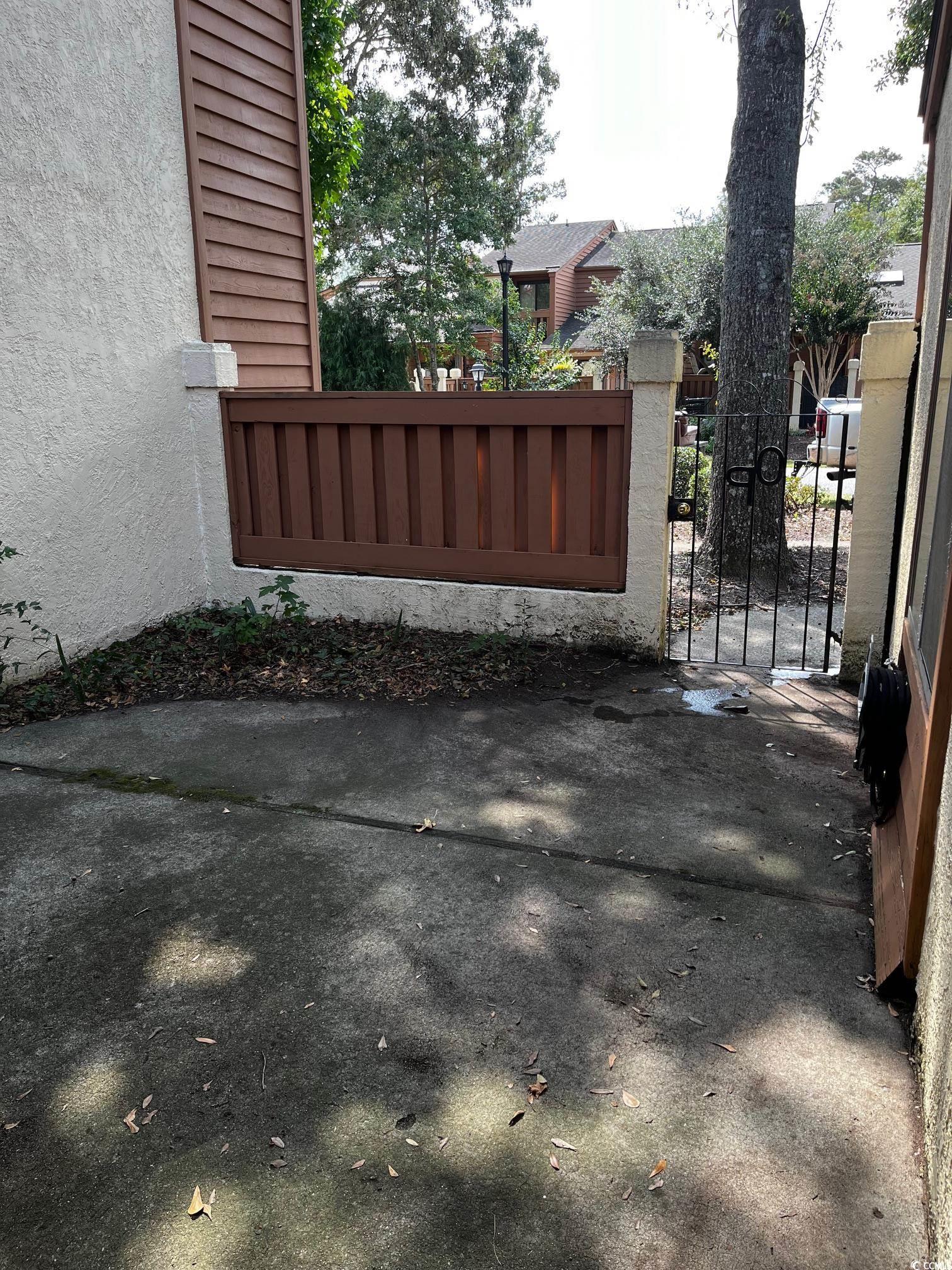 610 14th Ave. S Property Photo 40
