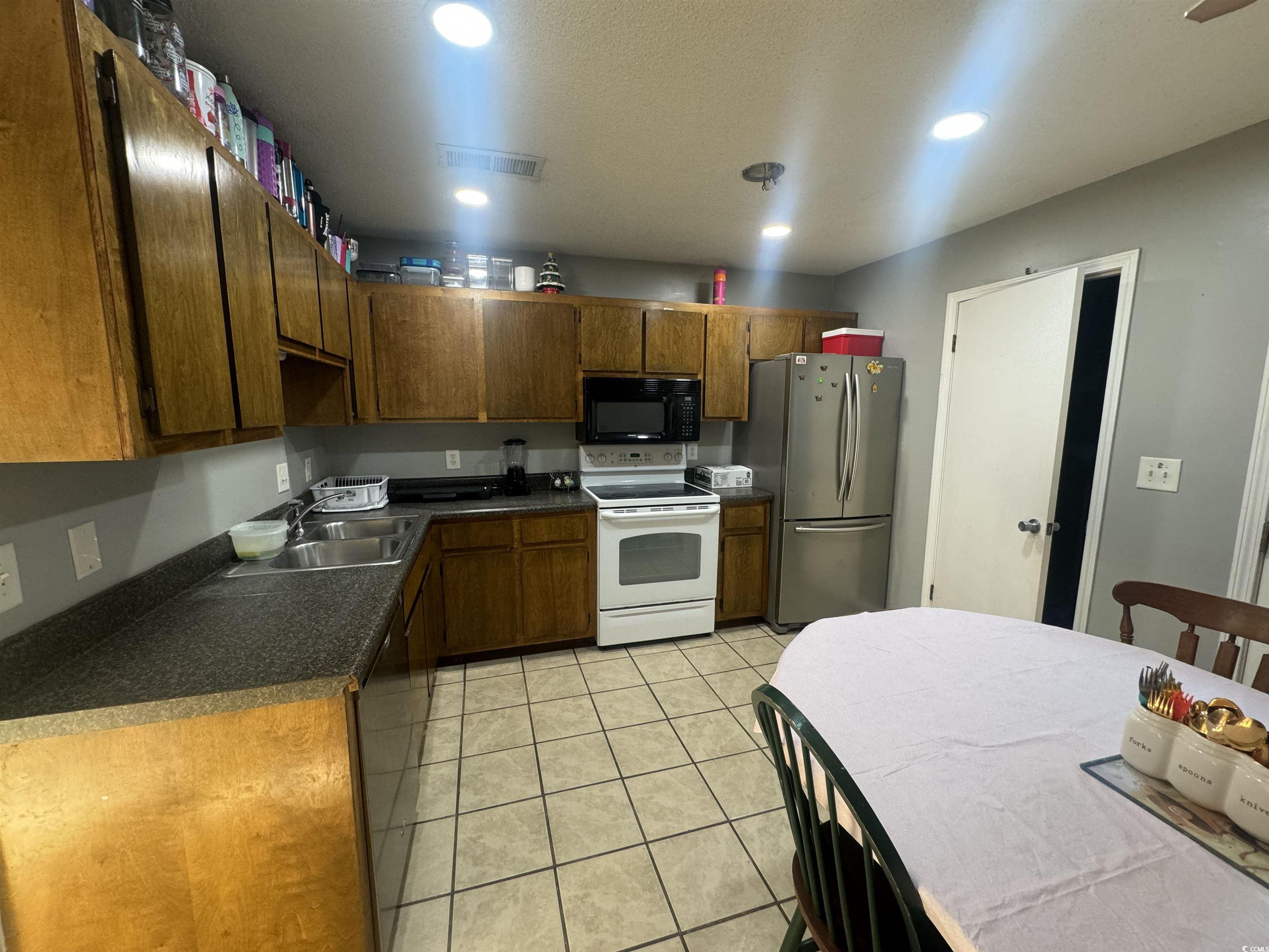 3456 Macklen Rd. Property Photo 3