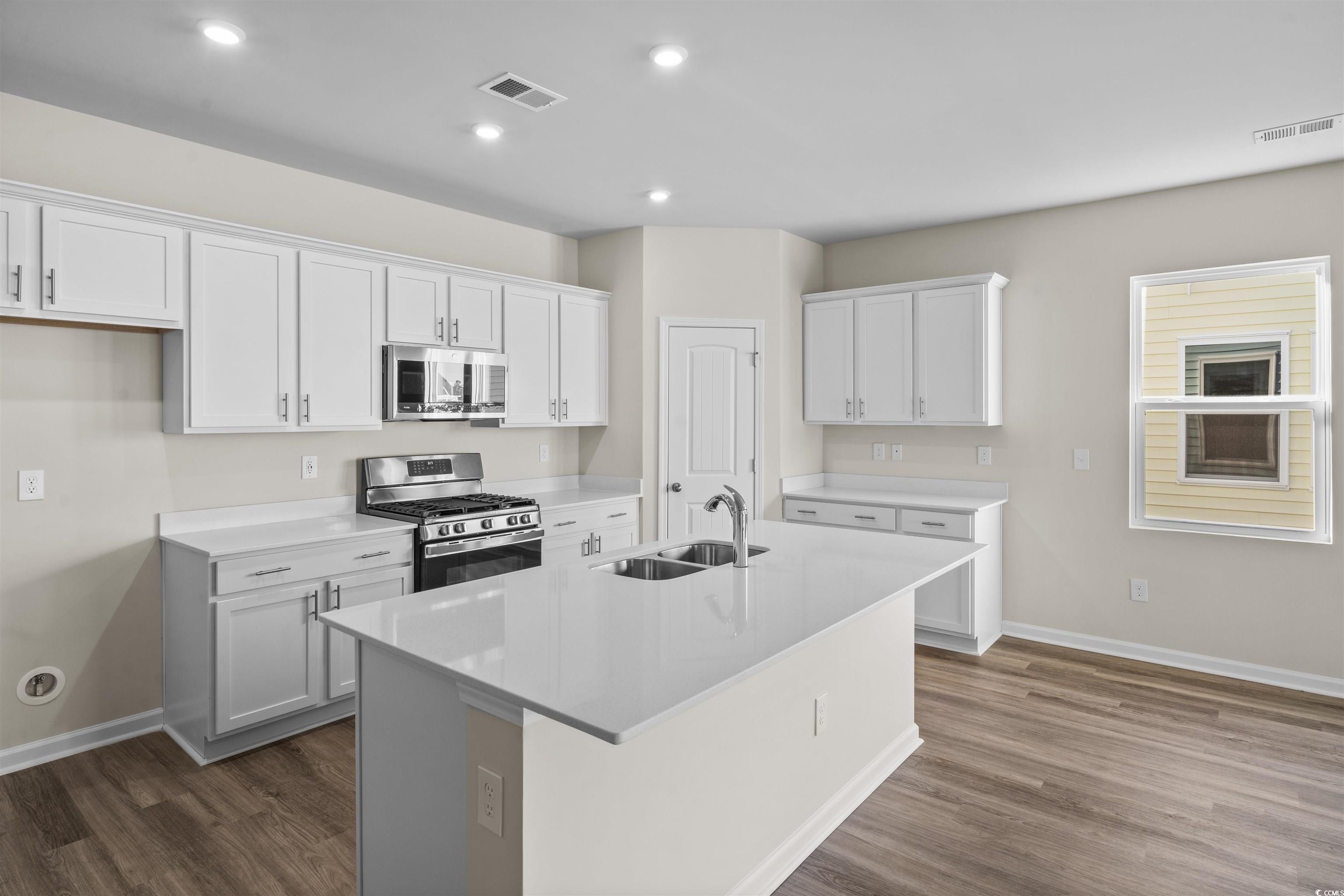 3022 Deerberry Place Property Photo 6