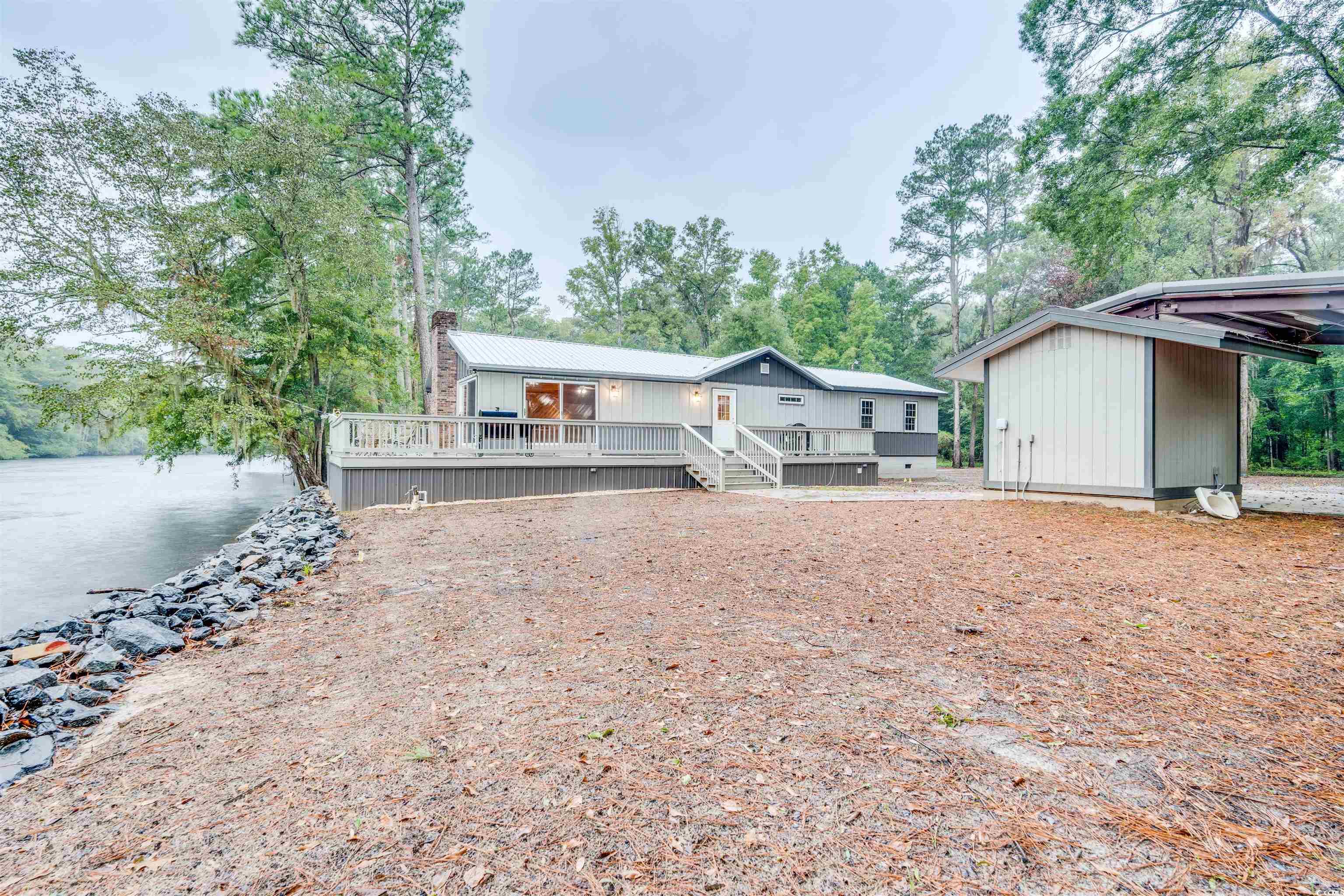 7122 Cox Lake Dr. Property Photo 3