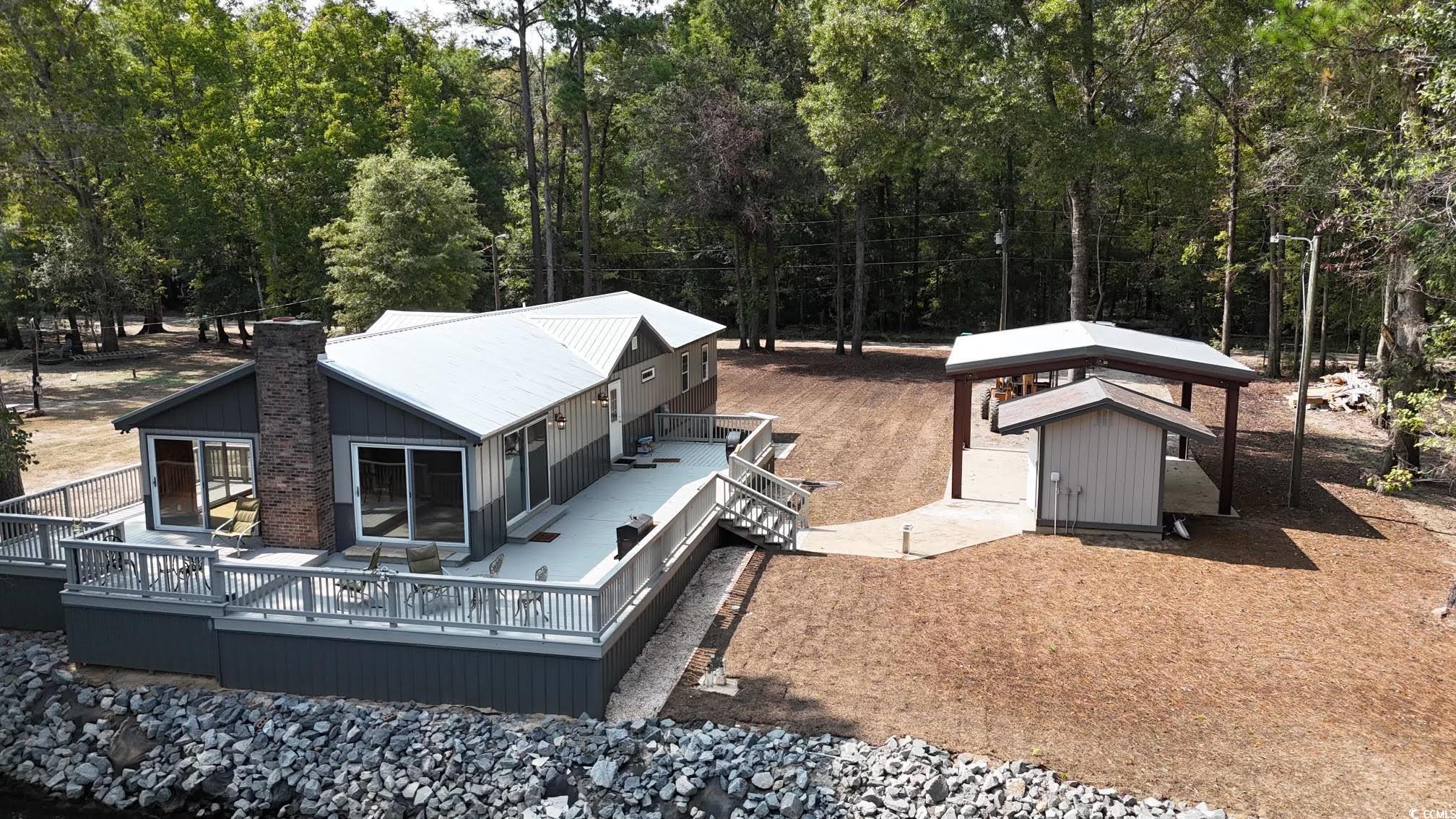 7122 Cox Lake Dr. Property Photo 8