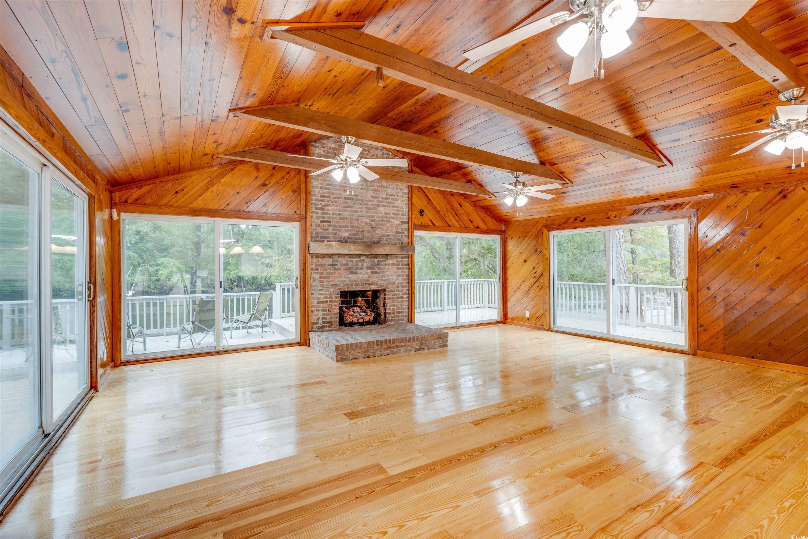 7122 Cox Lake Dr. Property Photo 10