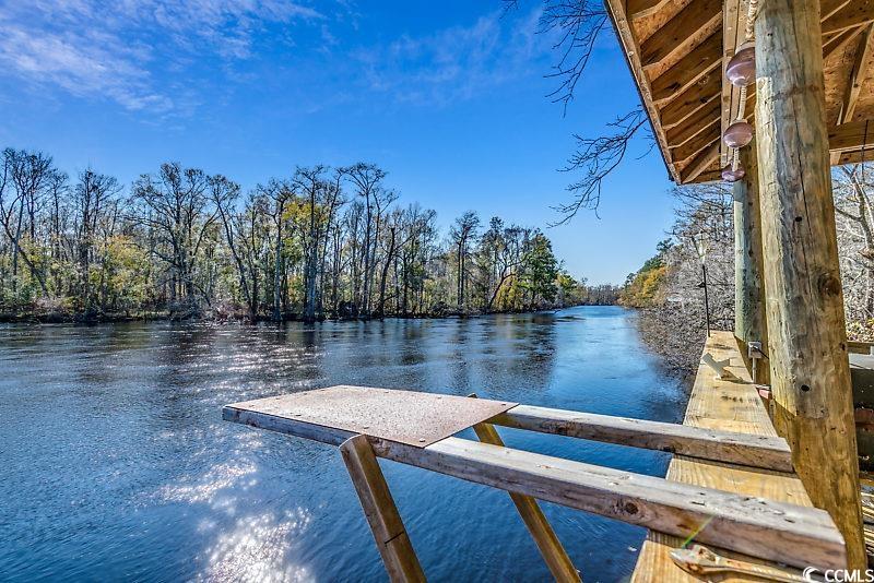 7018 Cox Lake Ct. Property Photo 4
