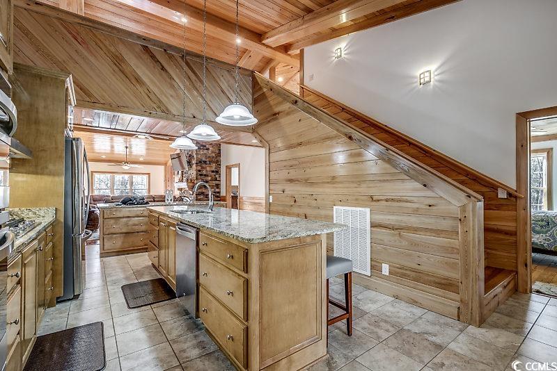 7018 Cox Lake Ct. Property Photo 6