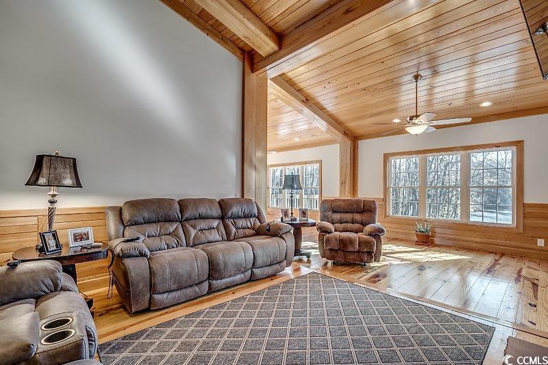 7018 Cox Lake Ct. Property Photo 14