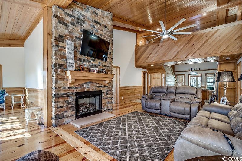 7018 Cox Lake Ct. Property Photo 15