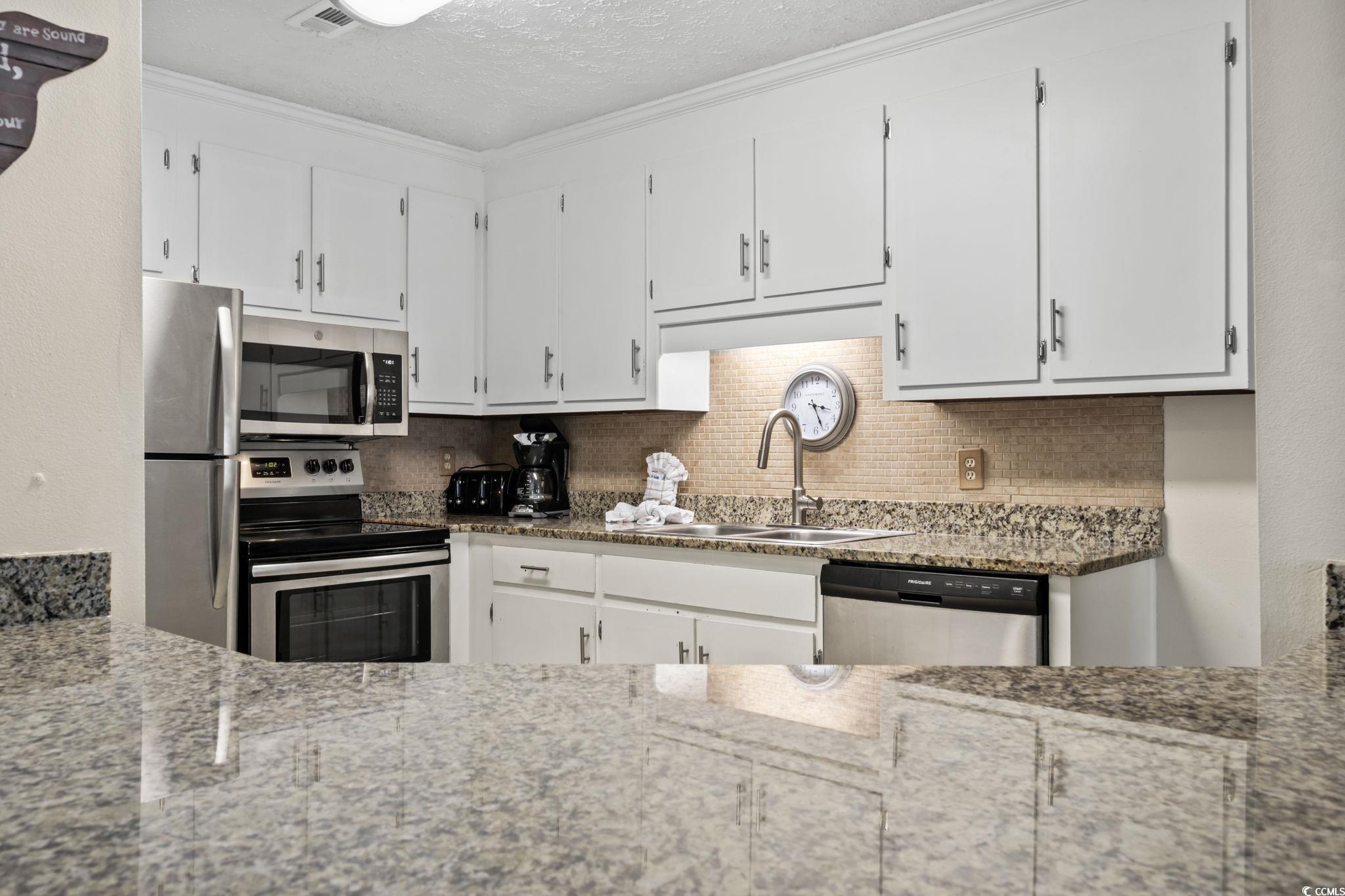 2805 N Ocean Blvd. Property Photo 5
