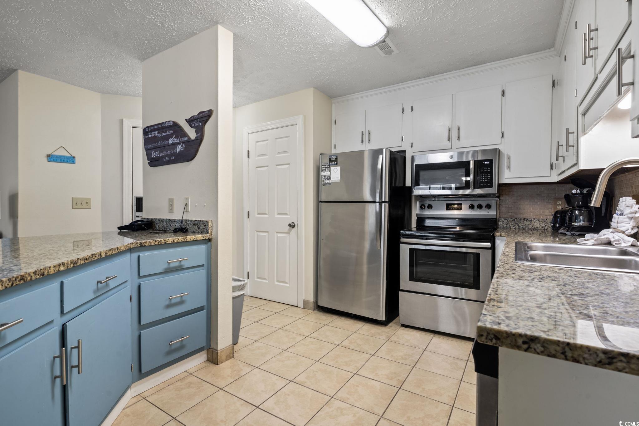 2805 N Ocean Blvd. Property Photo 8