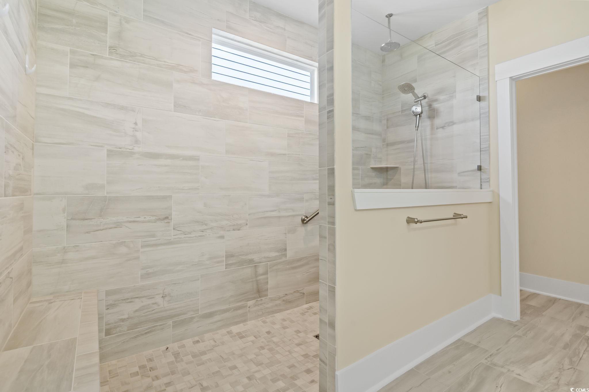 7129 Spoleto Dr. Property Photo 17
