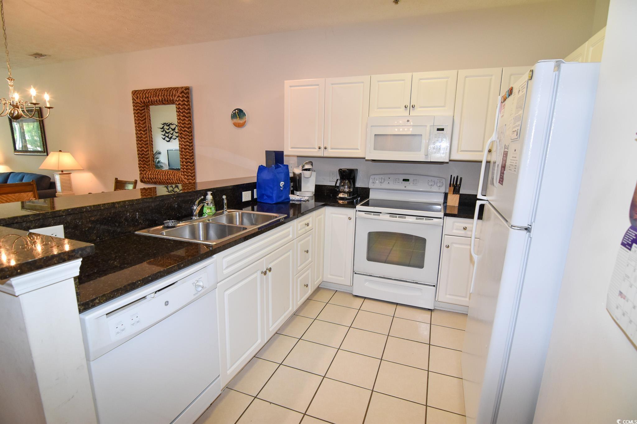 601 N Hillside Dr. Property Photo 5