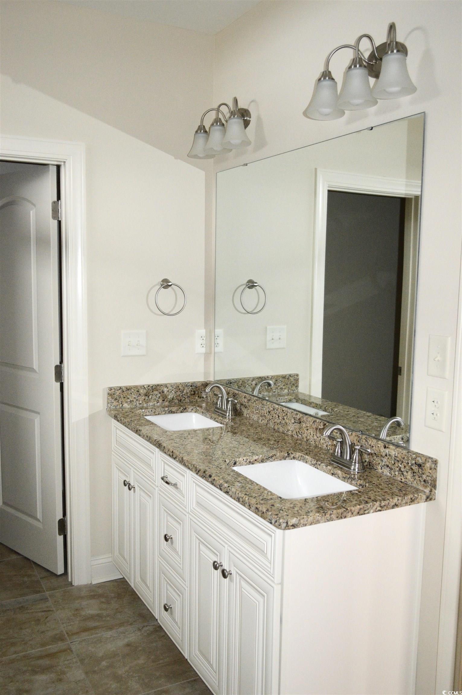 110 Hallandale Lane Property Photo 12