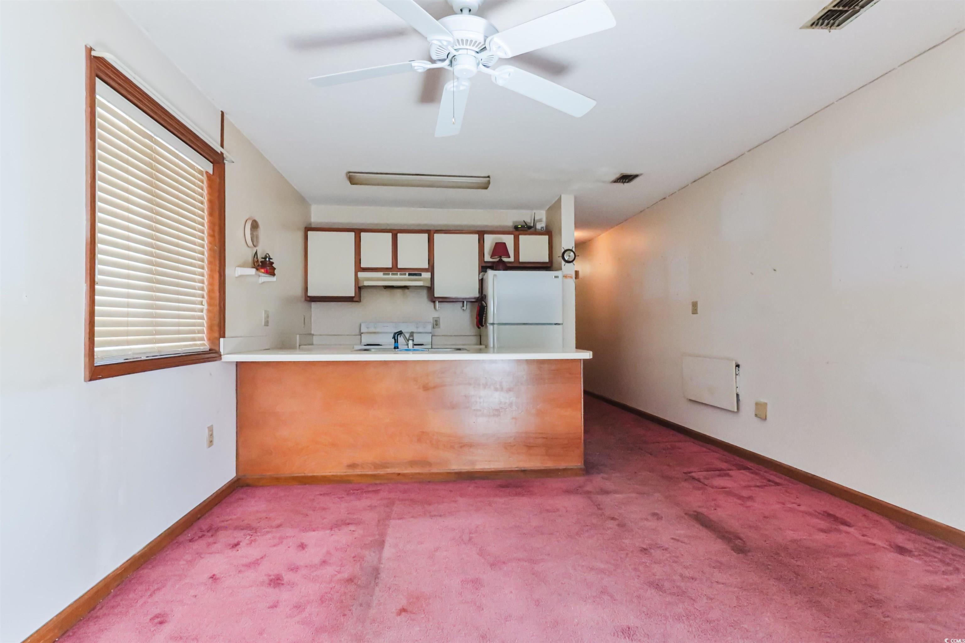1509 N Waccamaw Dr. Property Photo 5