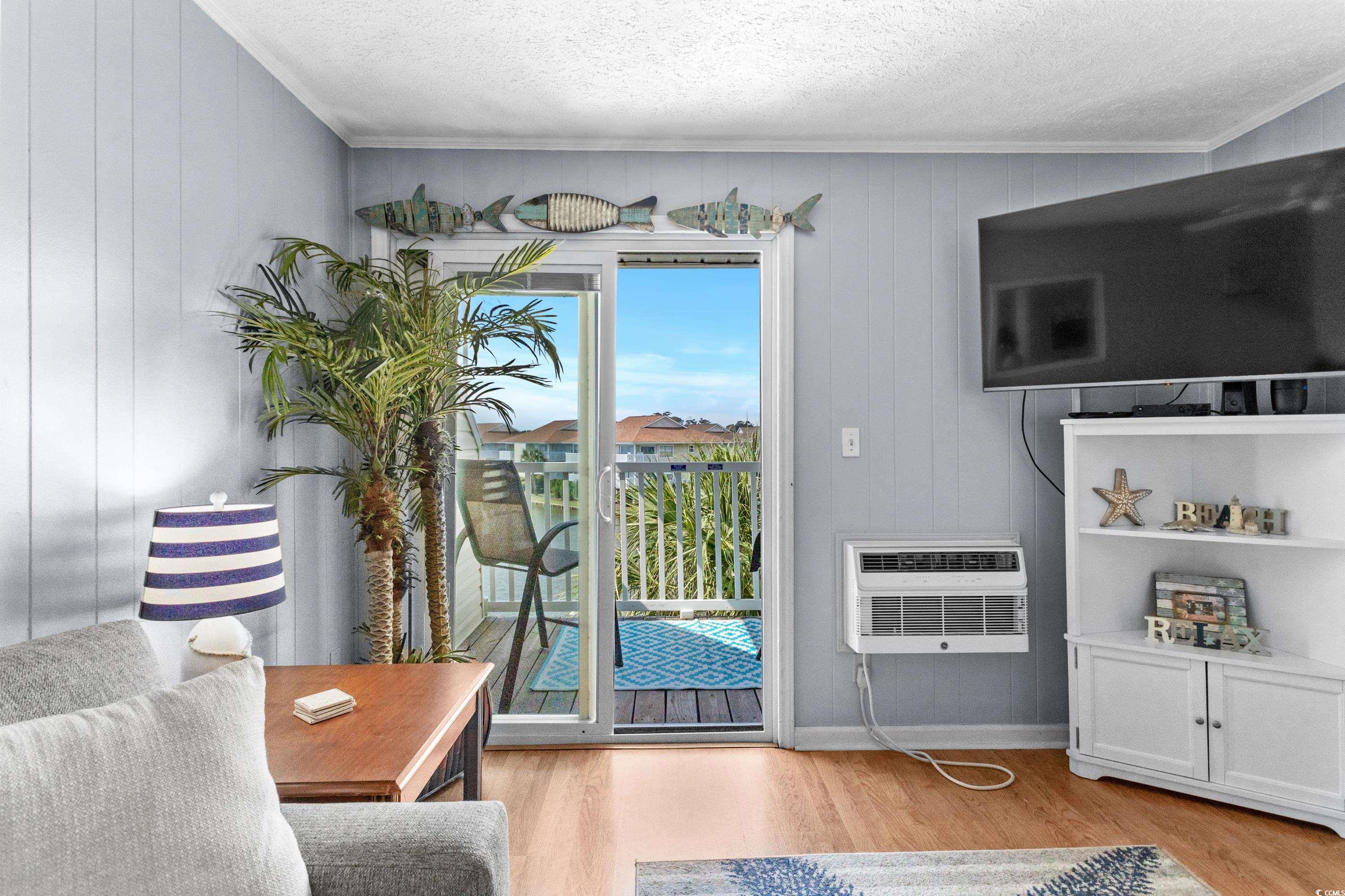 1919 Spring St. Property Photo 5