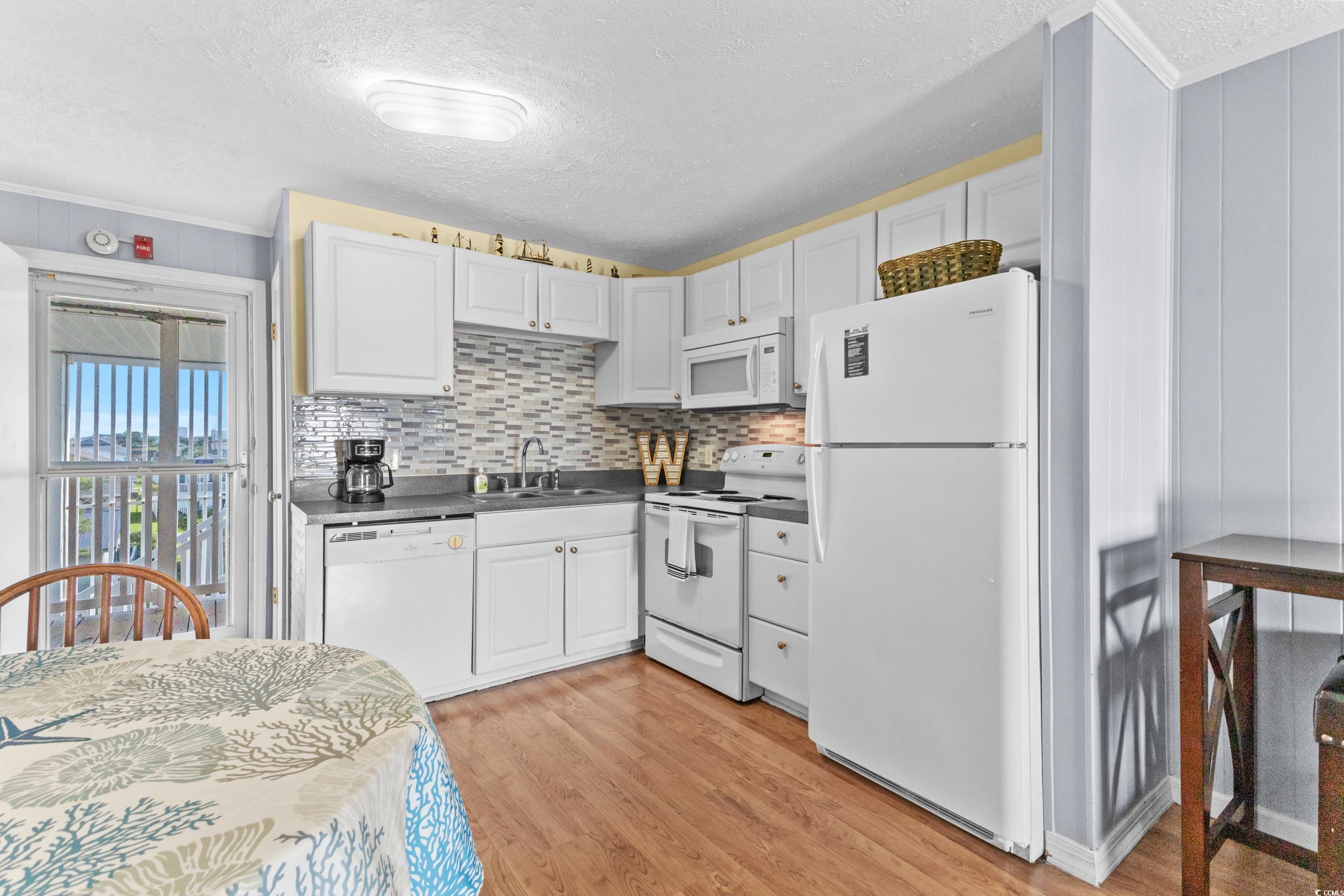 1919 Spring St. Property Photo 13