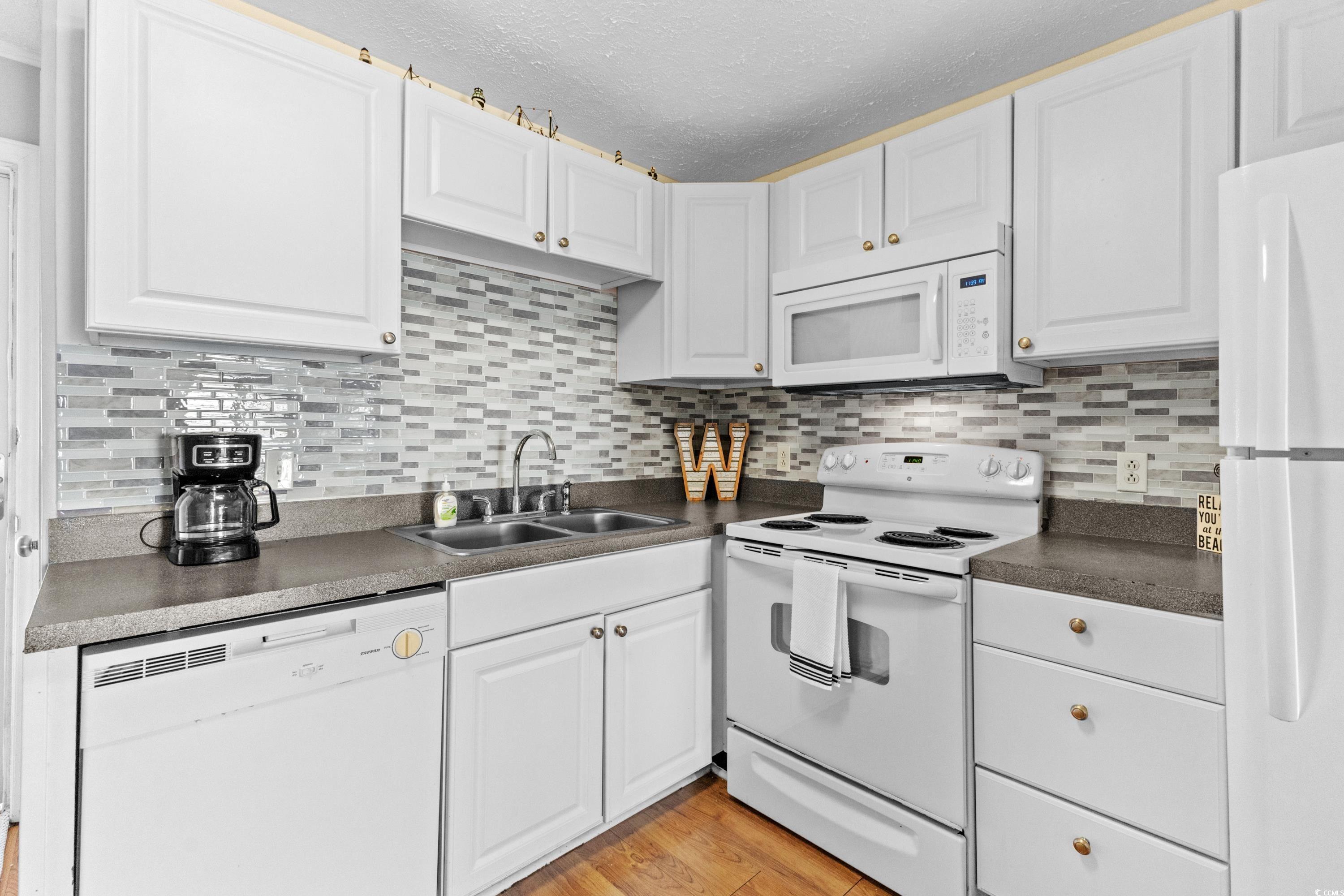 1919 Spring St. Property Photo 14