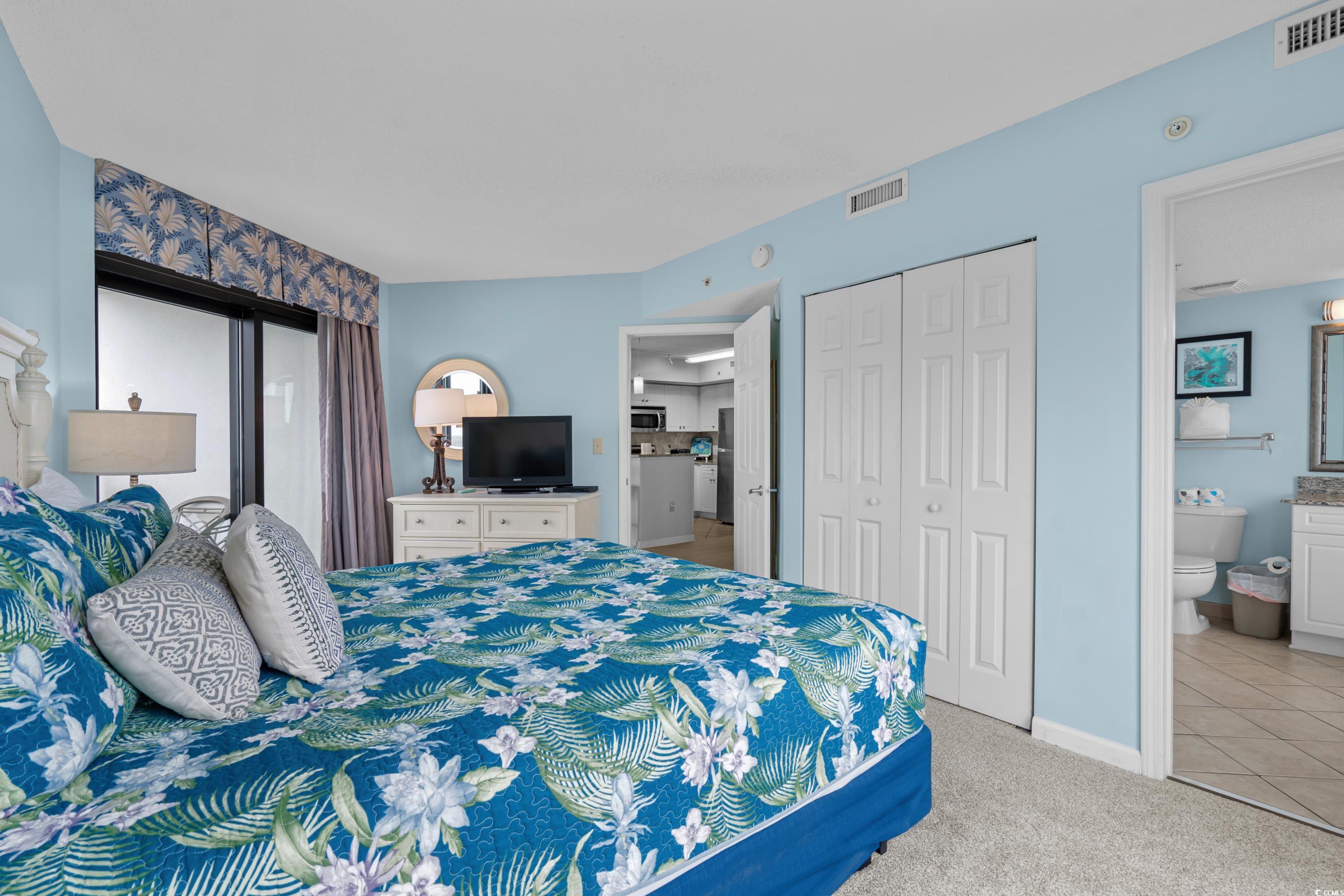 3000 N Ocean Blvd. Property Photo 18