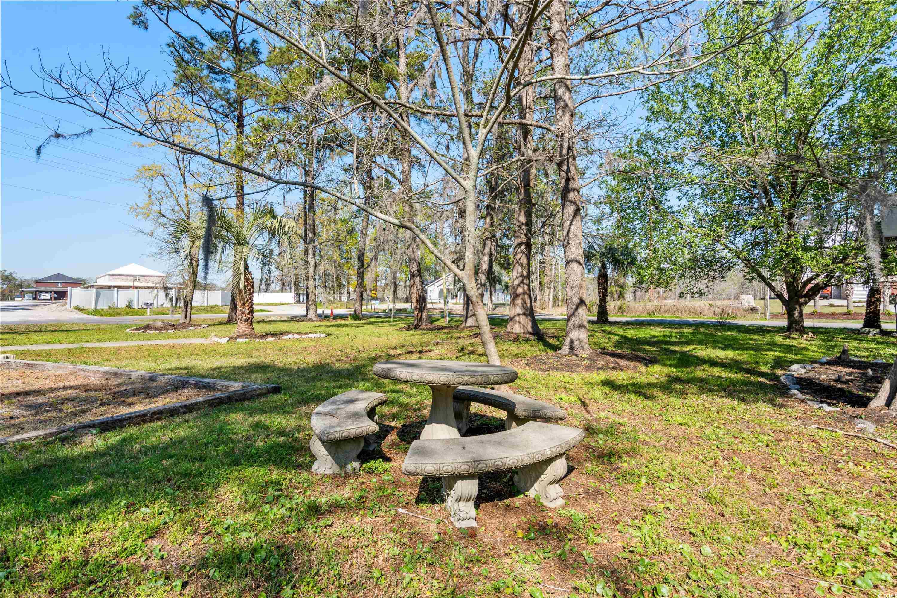 5800 Creekside Dr. Property Photo 37