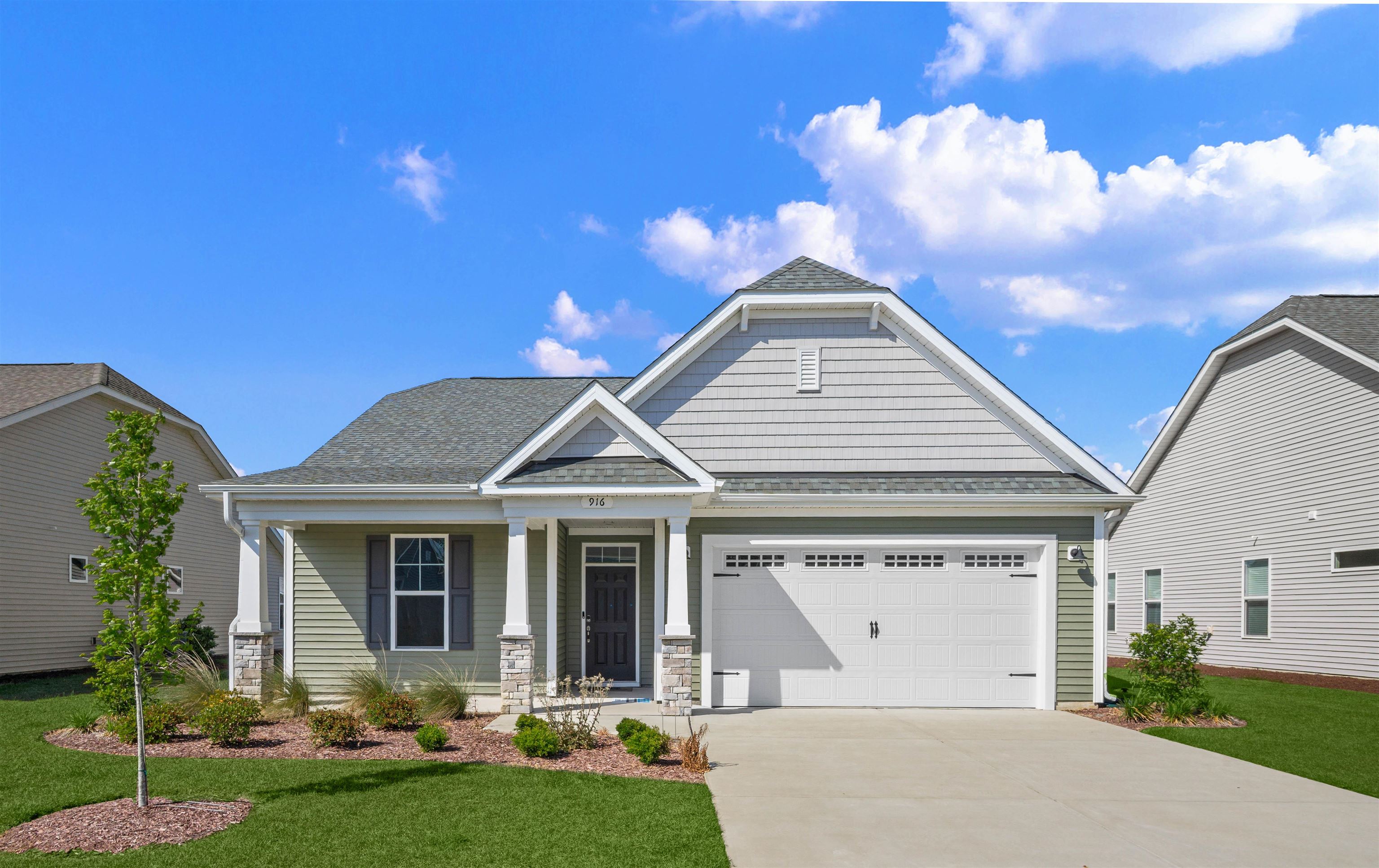 916 Anemone Ct NW