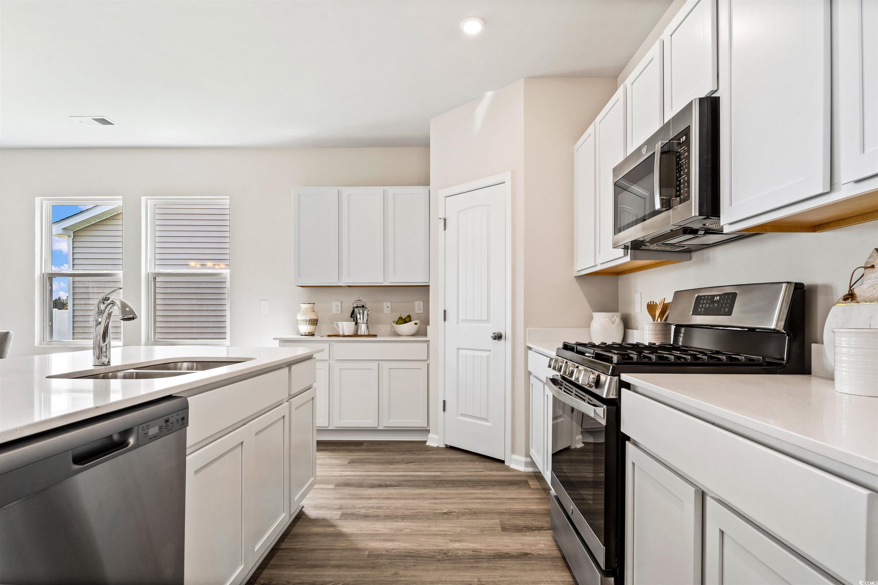 3042 Deerberry Place Property Photo 18