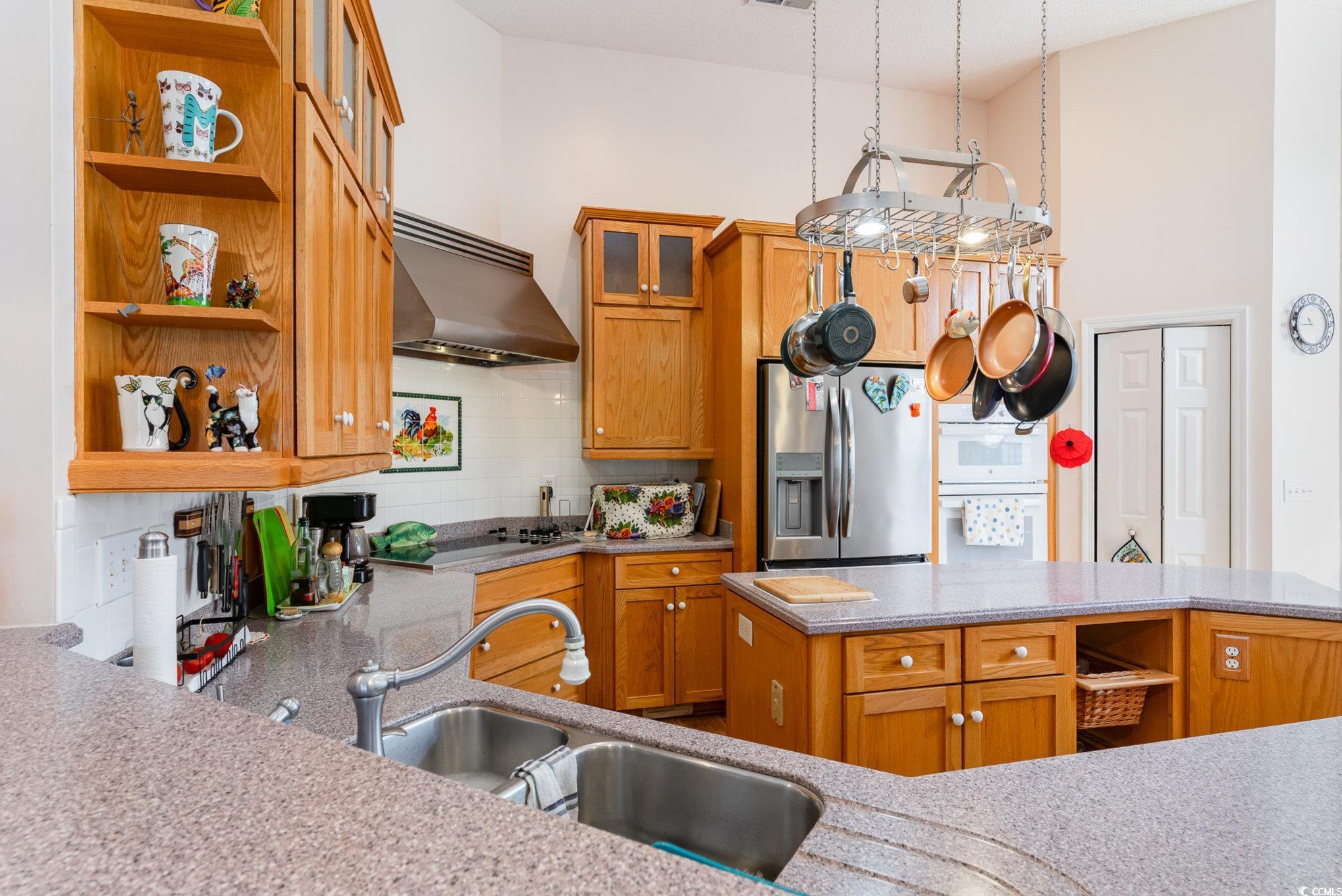 4839 Seabreeze Ln. Property Photo 6