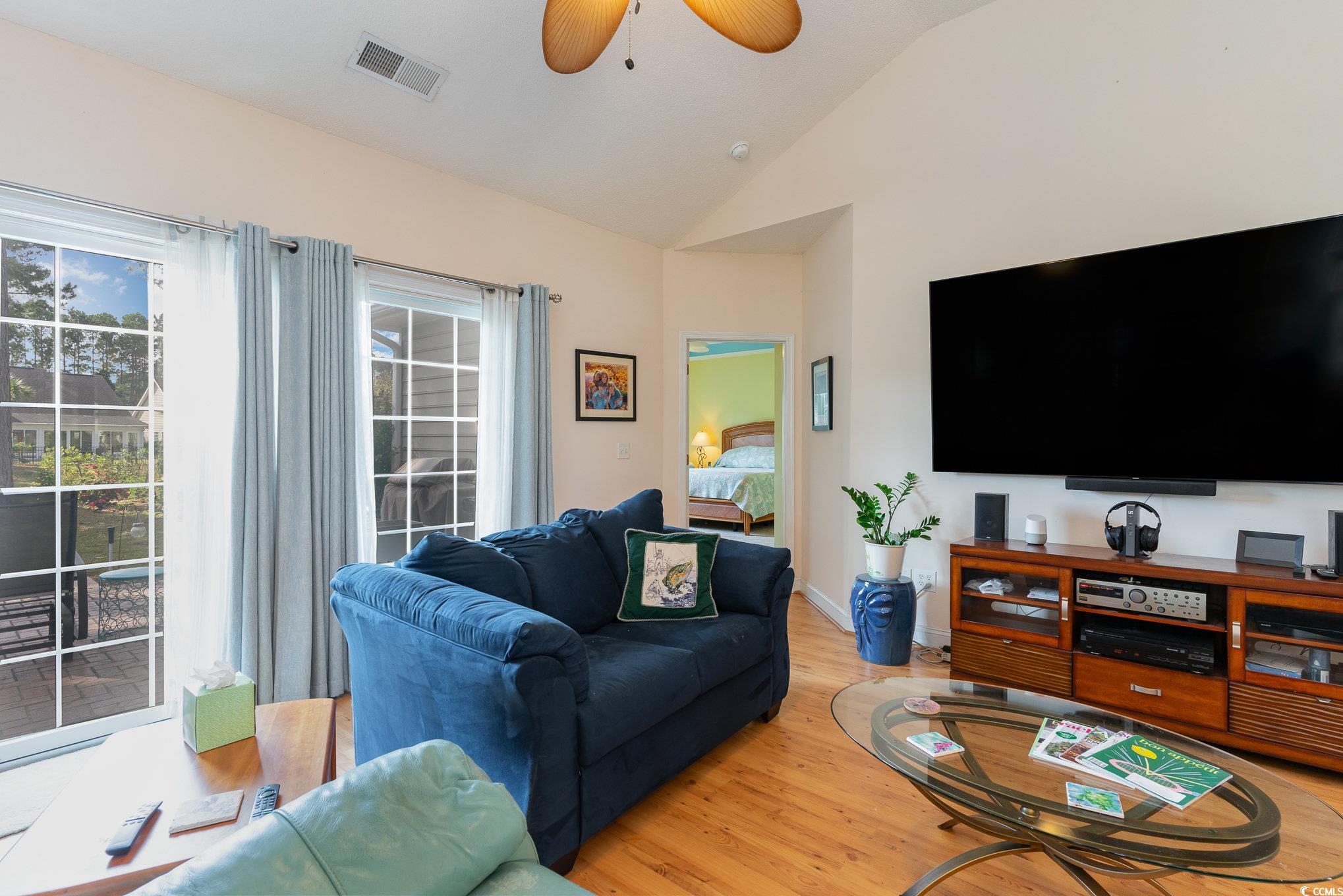 4839 Seabreeze Ln. Property Photo 11