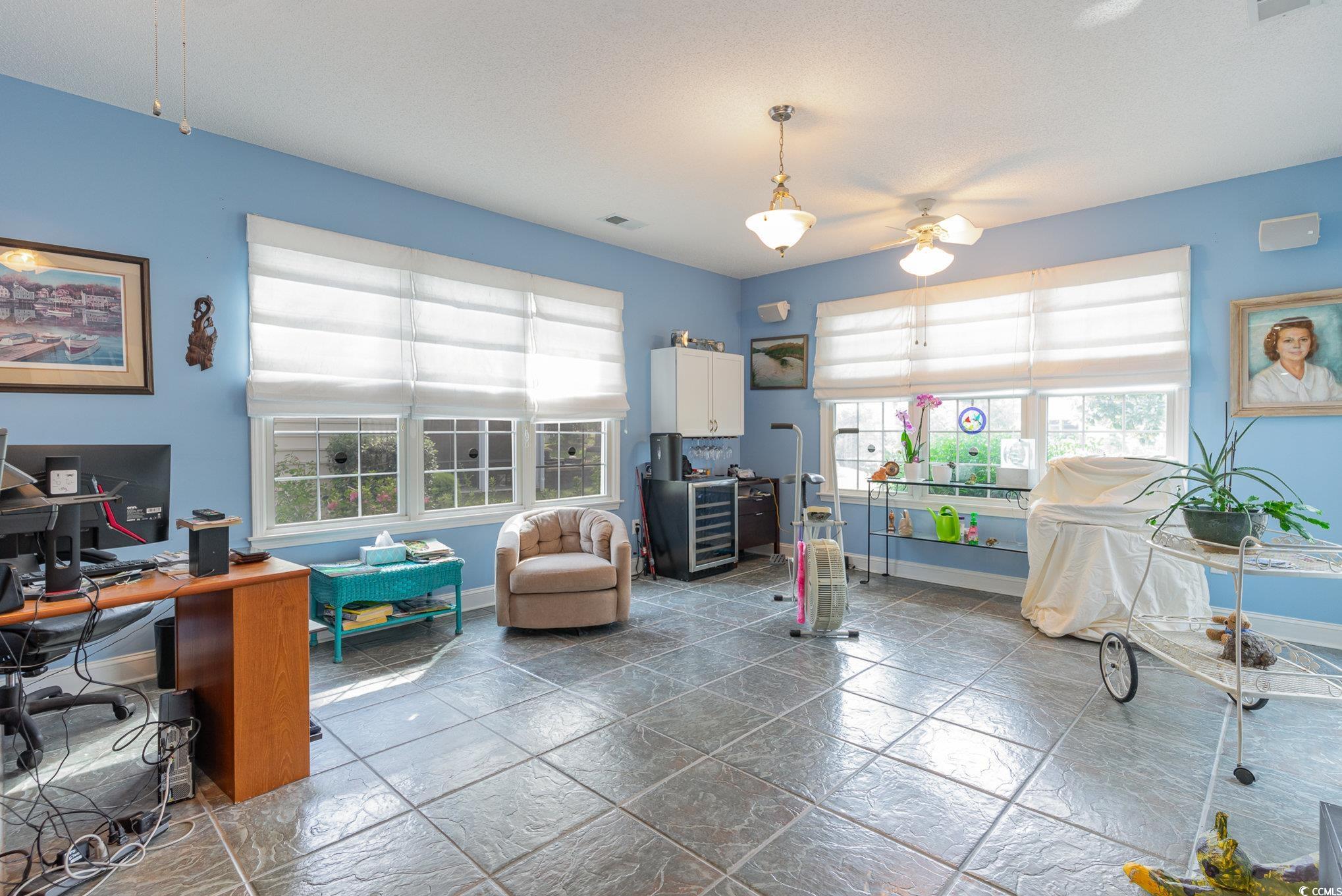 4839 Seabreeze Ln. Property Photo 29