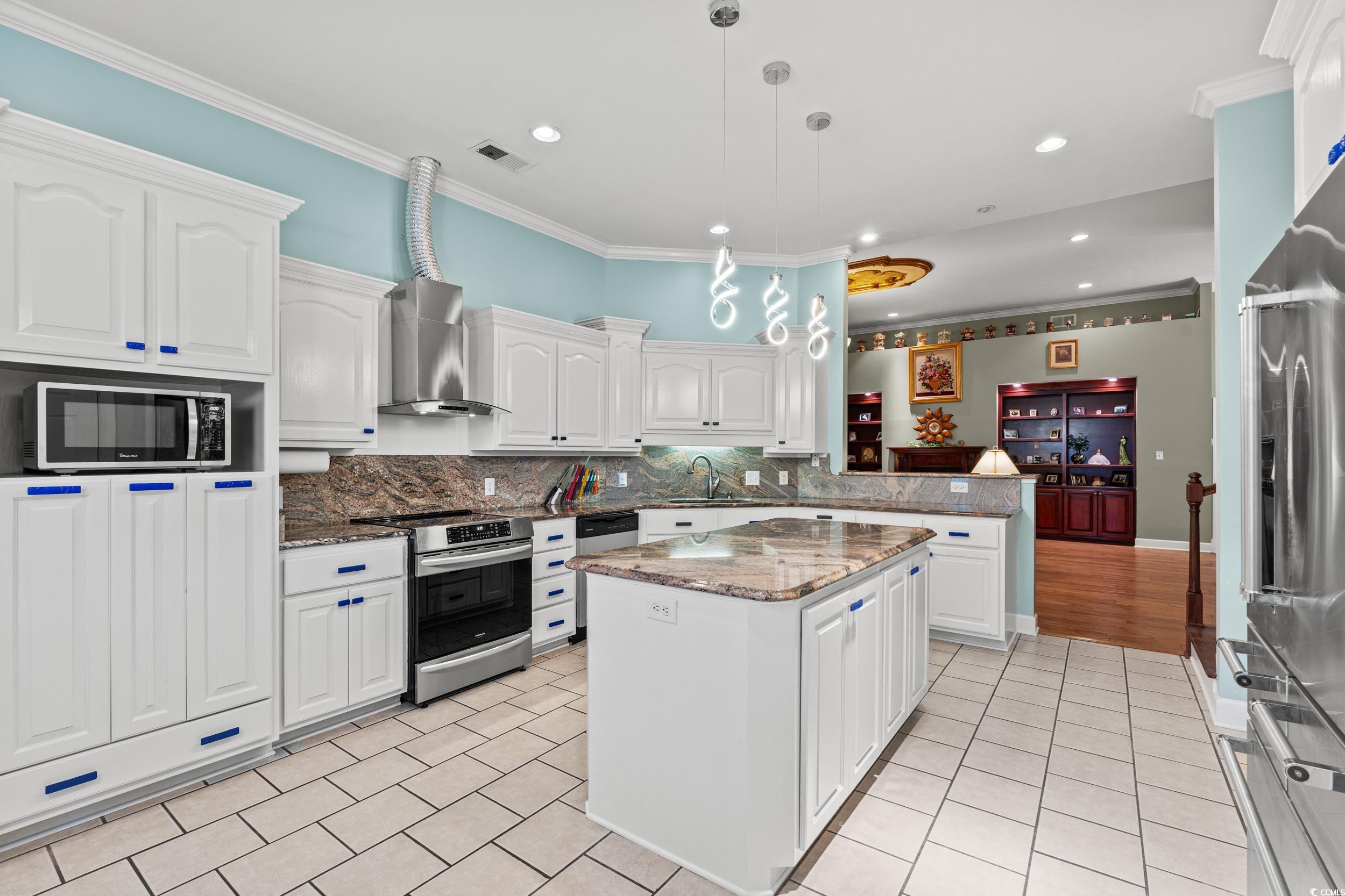 3712 Faith Dr. Property Photo 10
