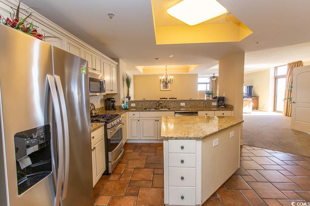 100 North Beach Blvd. Property Photo 6