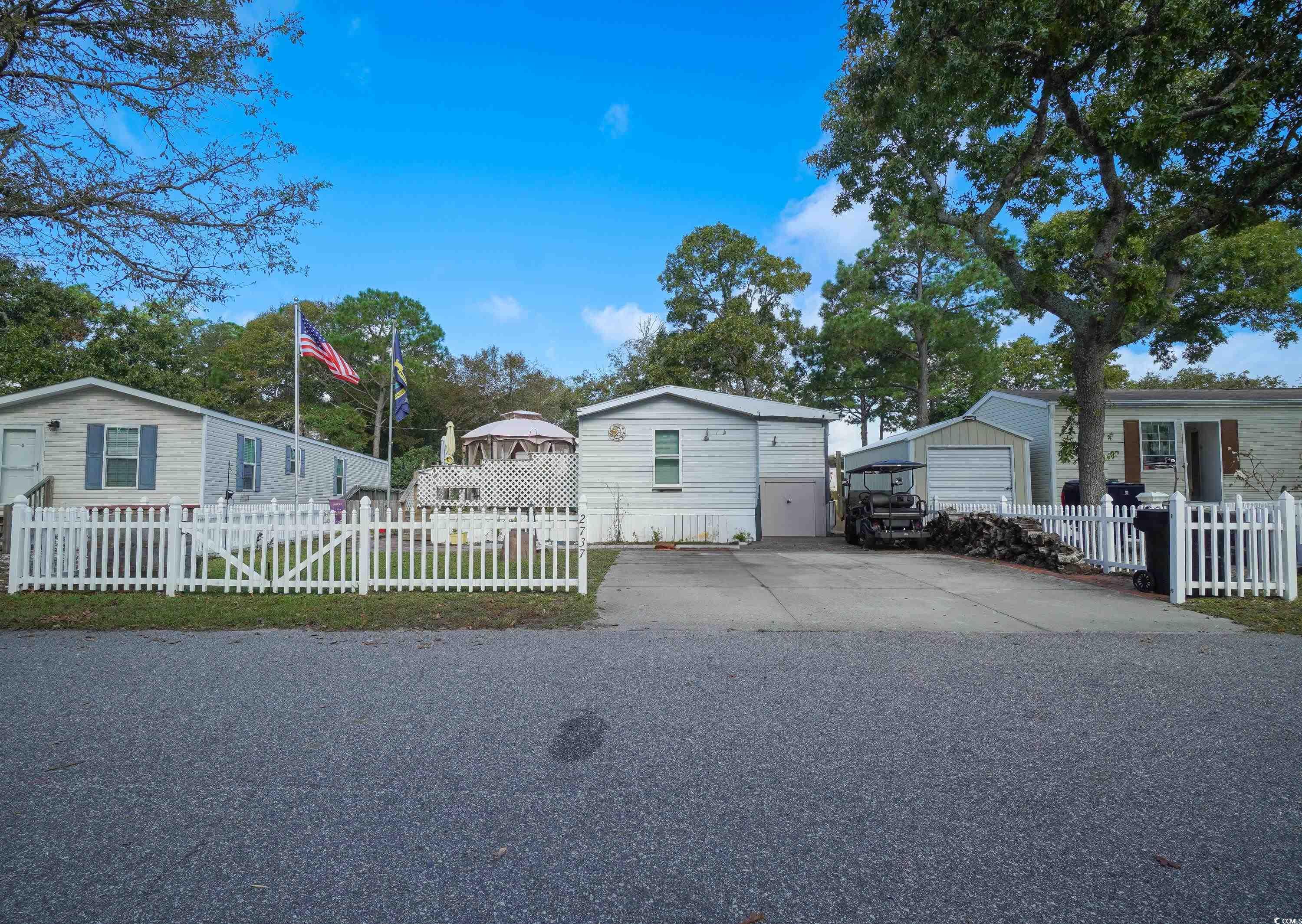 2737 Gemini Dr. Property Photo 2
