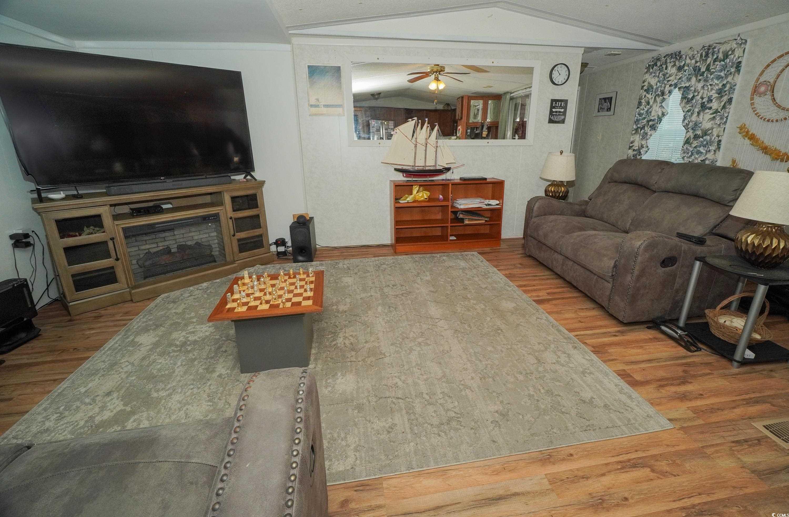 2737 Gemini Dr. Property Photo 8