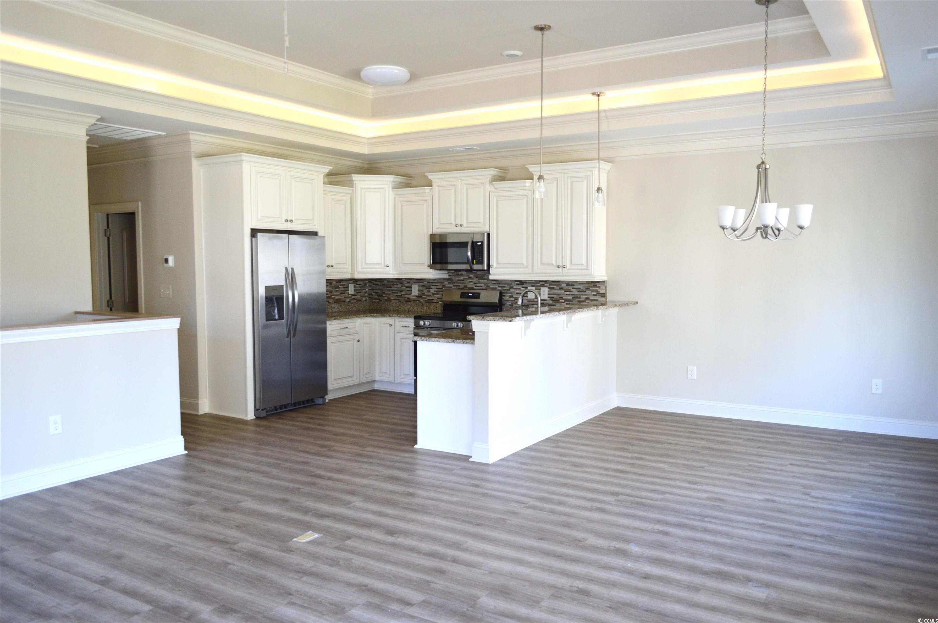 108 Hallandale Lane Property Photo 6