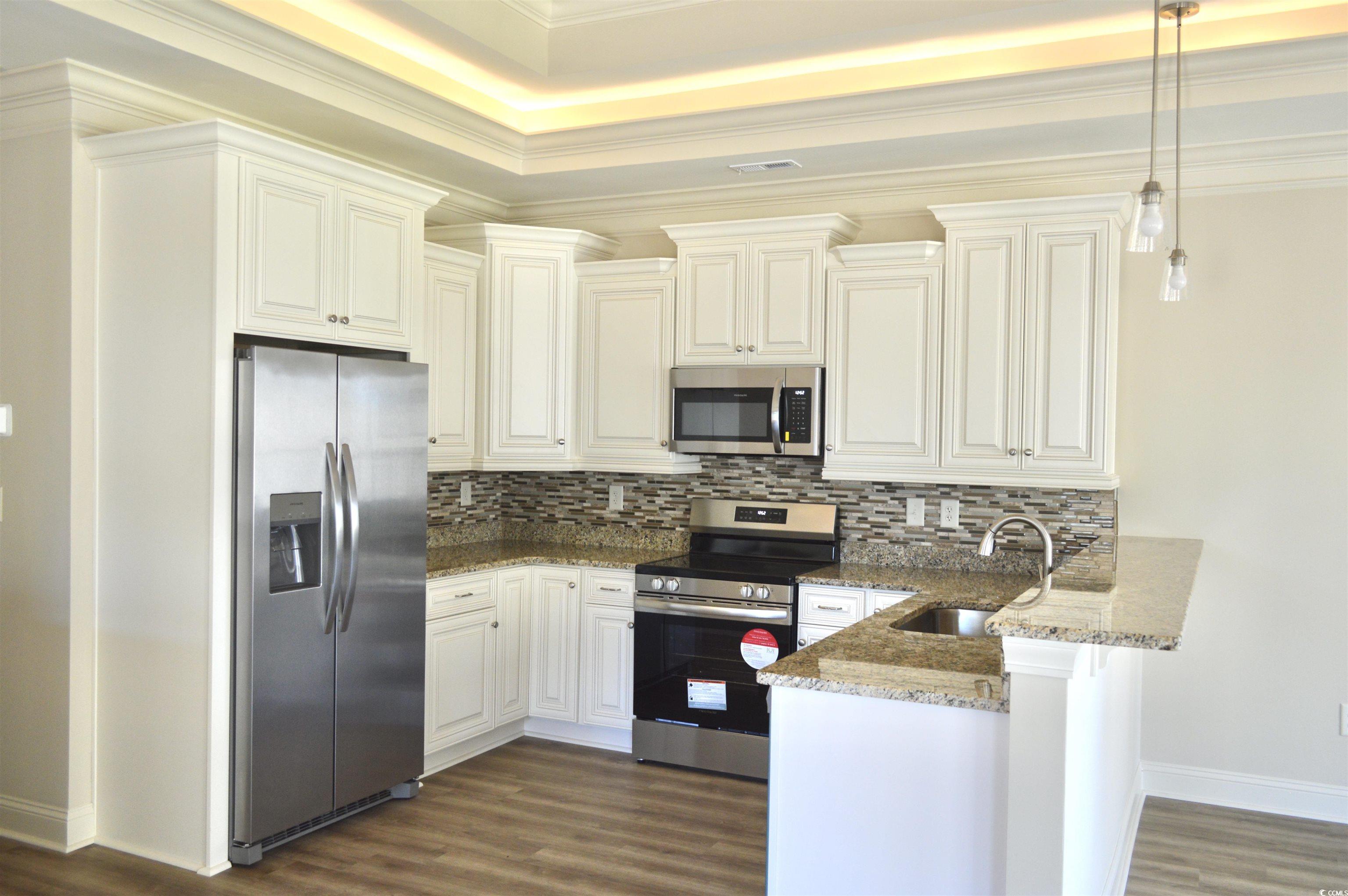 108 Hallandale Lane Property Photo 8