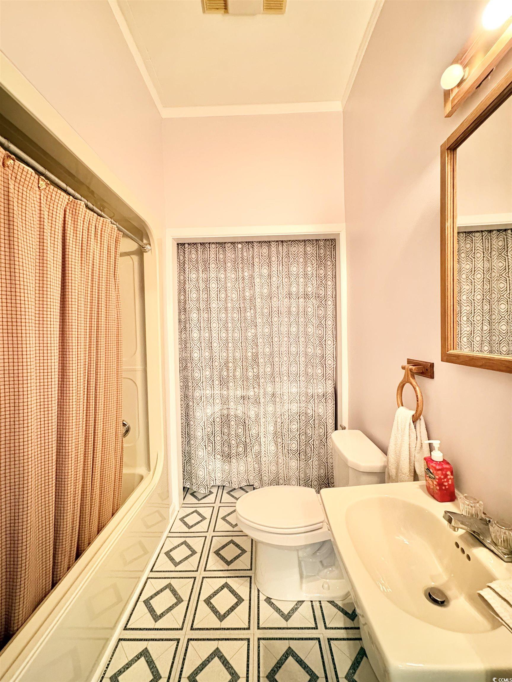 703 62nd Ave. N Property Photo 15