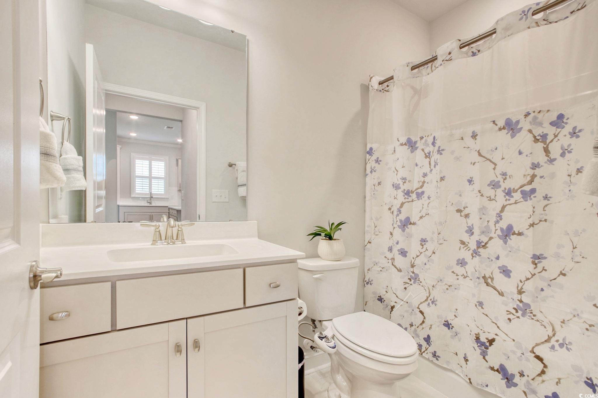 6024 Tramonto St. Property Photo 8