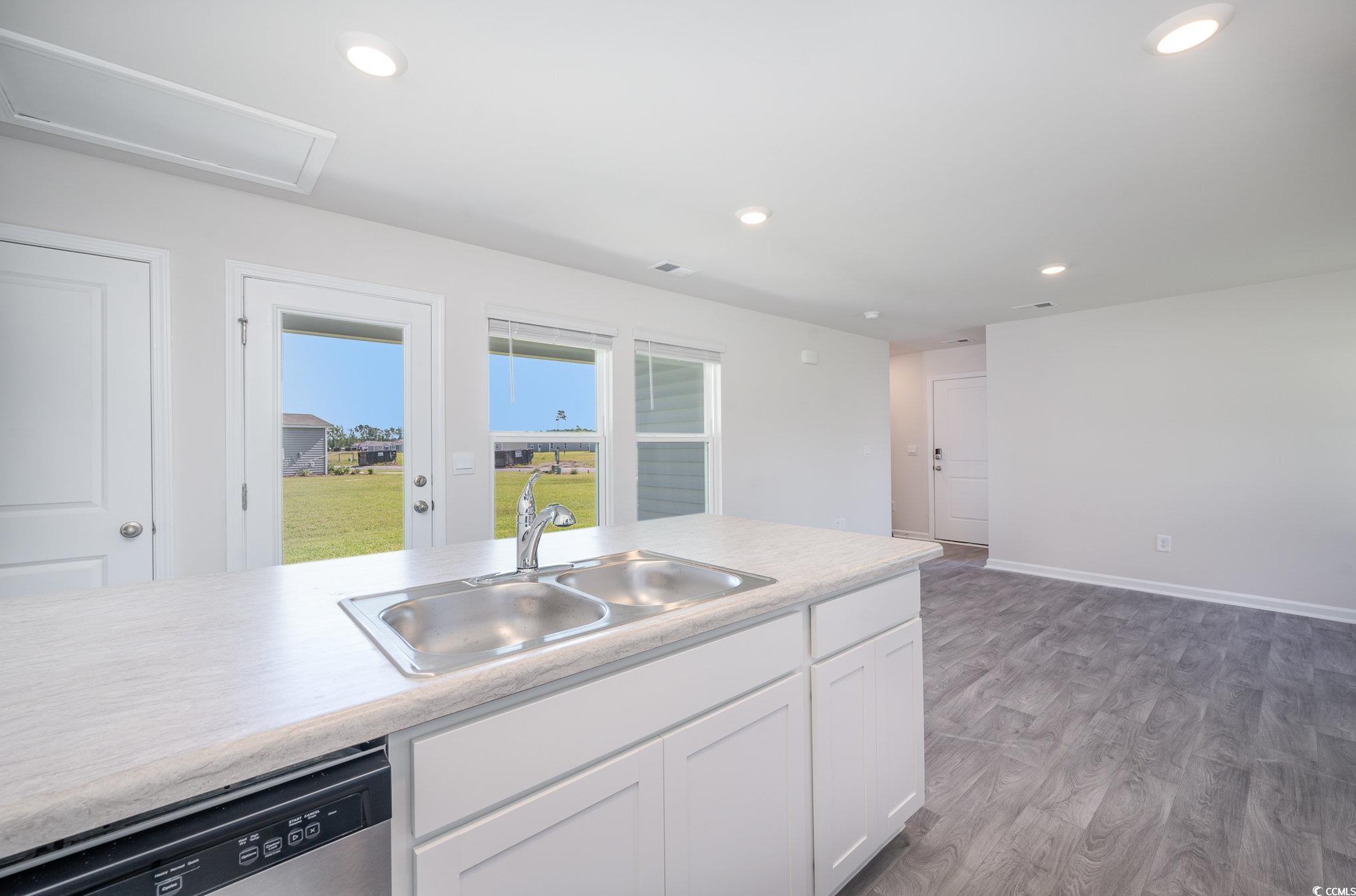 244 Ashworth Dr. Property Photo 4