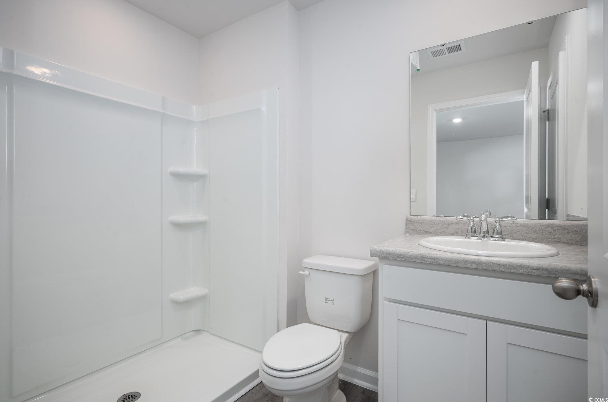 244 Ashworth Dr. Property Photo 9