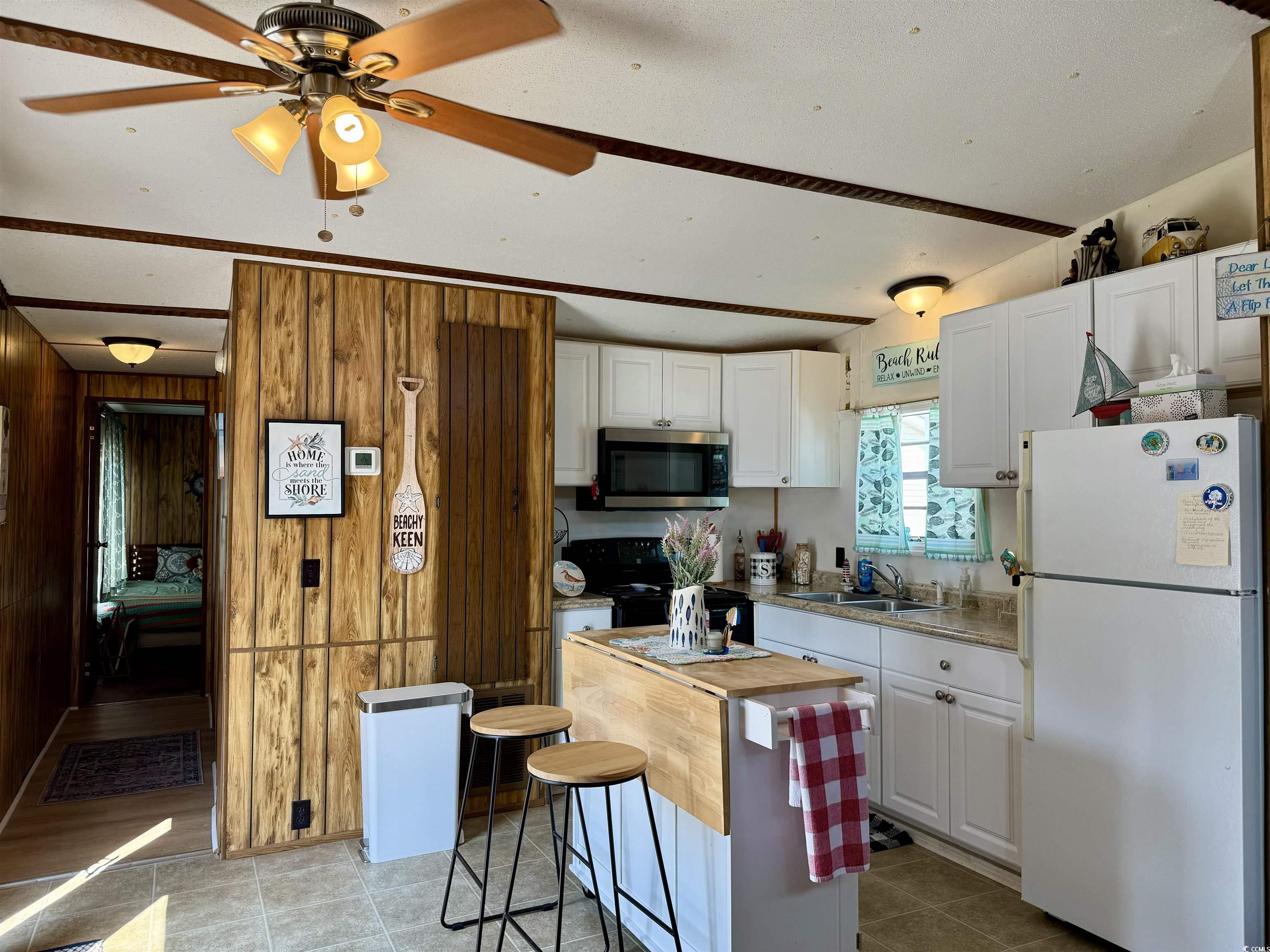1693 Gannet Property Photo 2