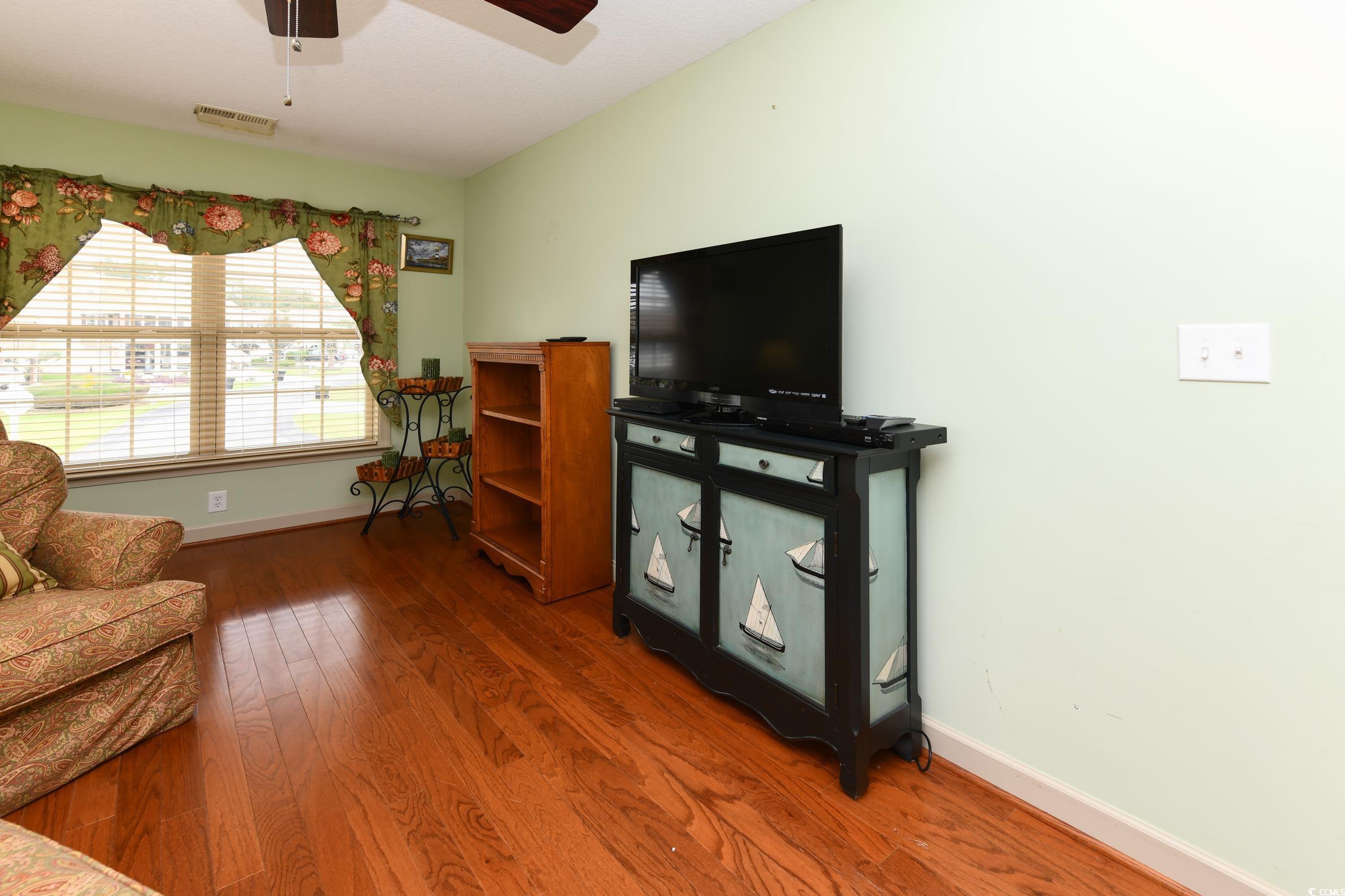 469 Bay Dr. Property Photo 11