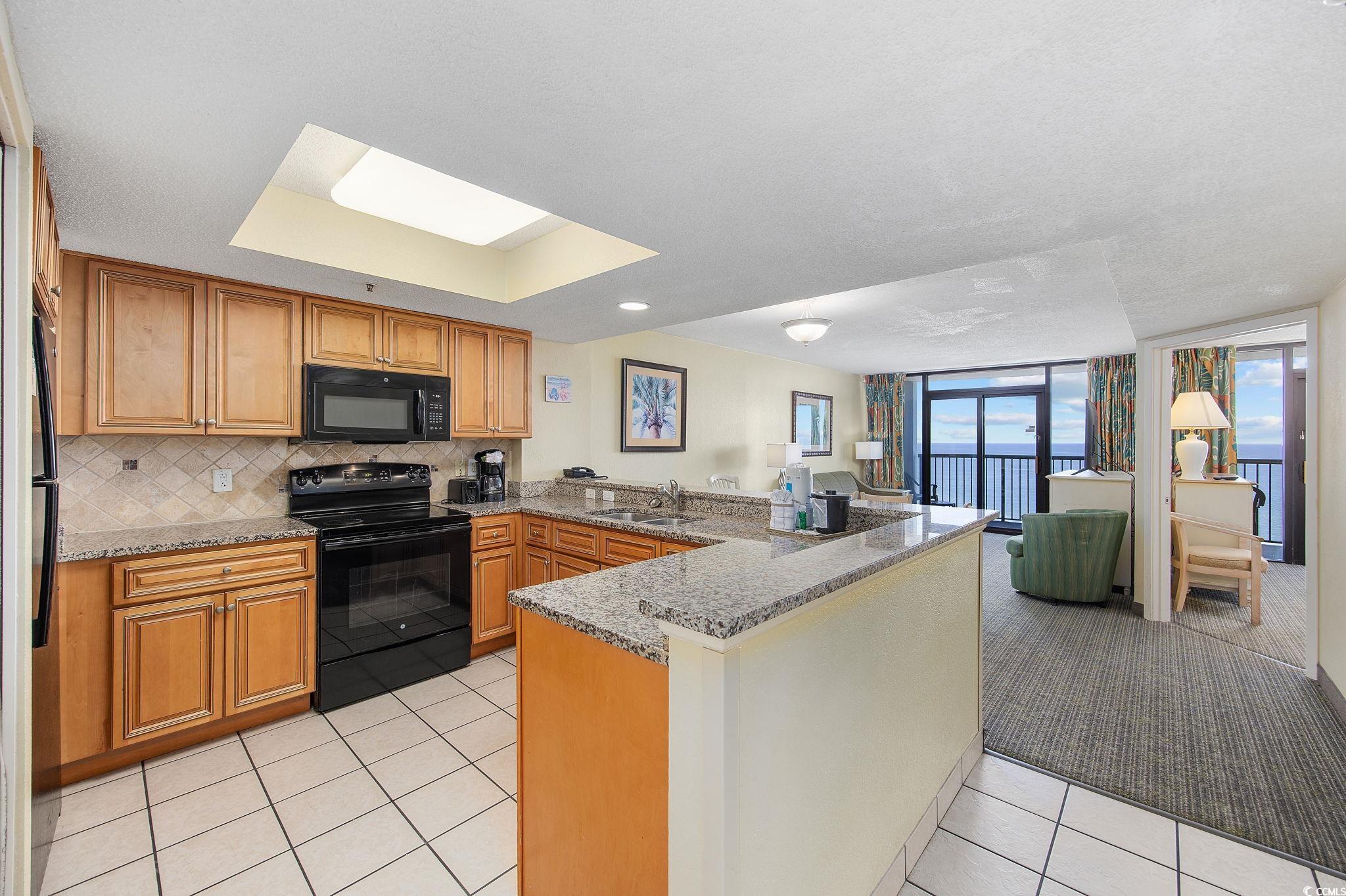 2301 Ocean Blvd. S Property Photo 8