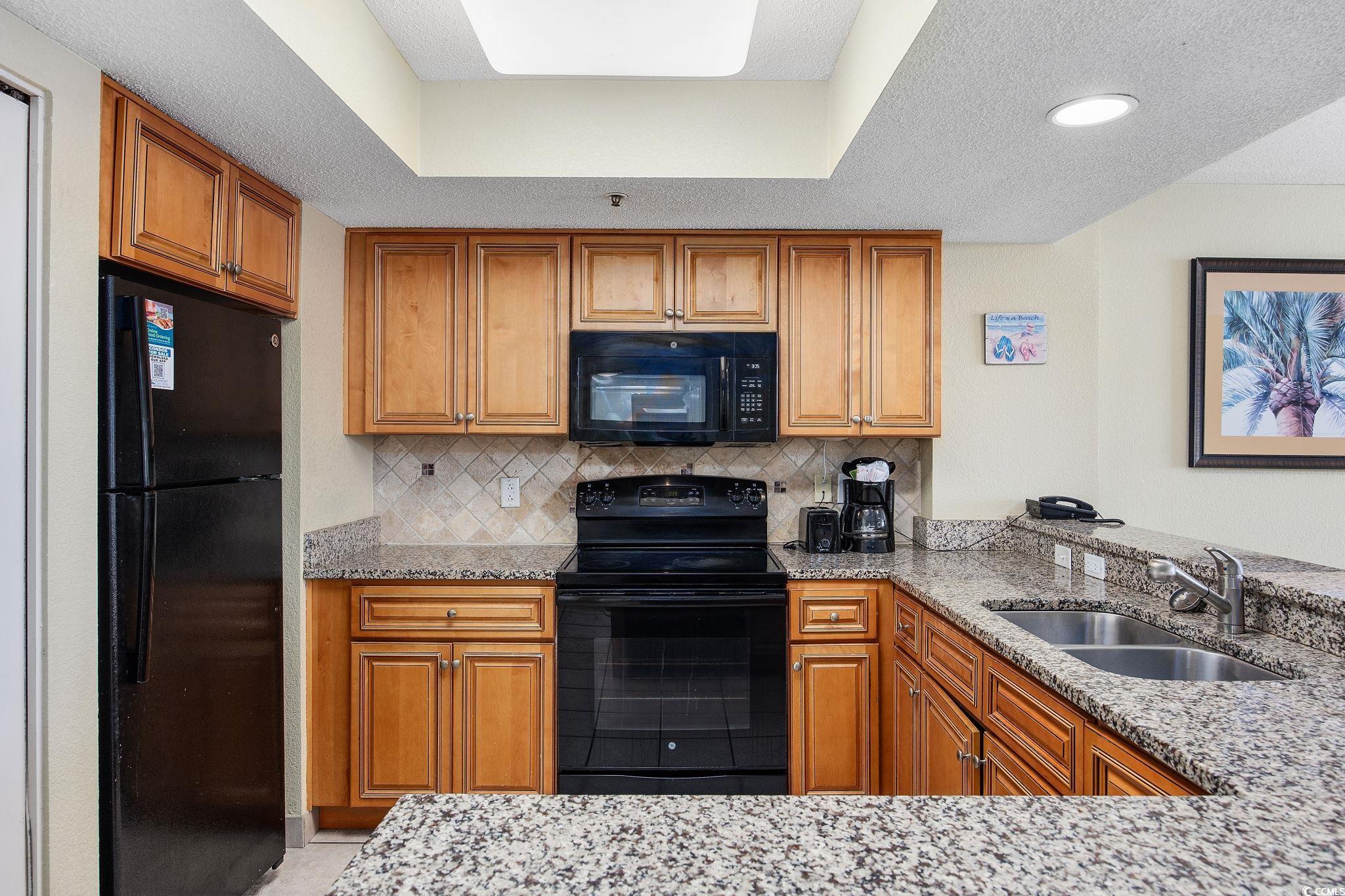 2301 Ocean Blvd. S Property Photo 10