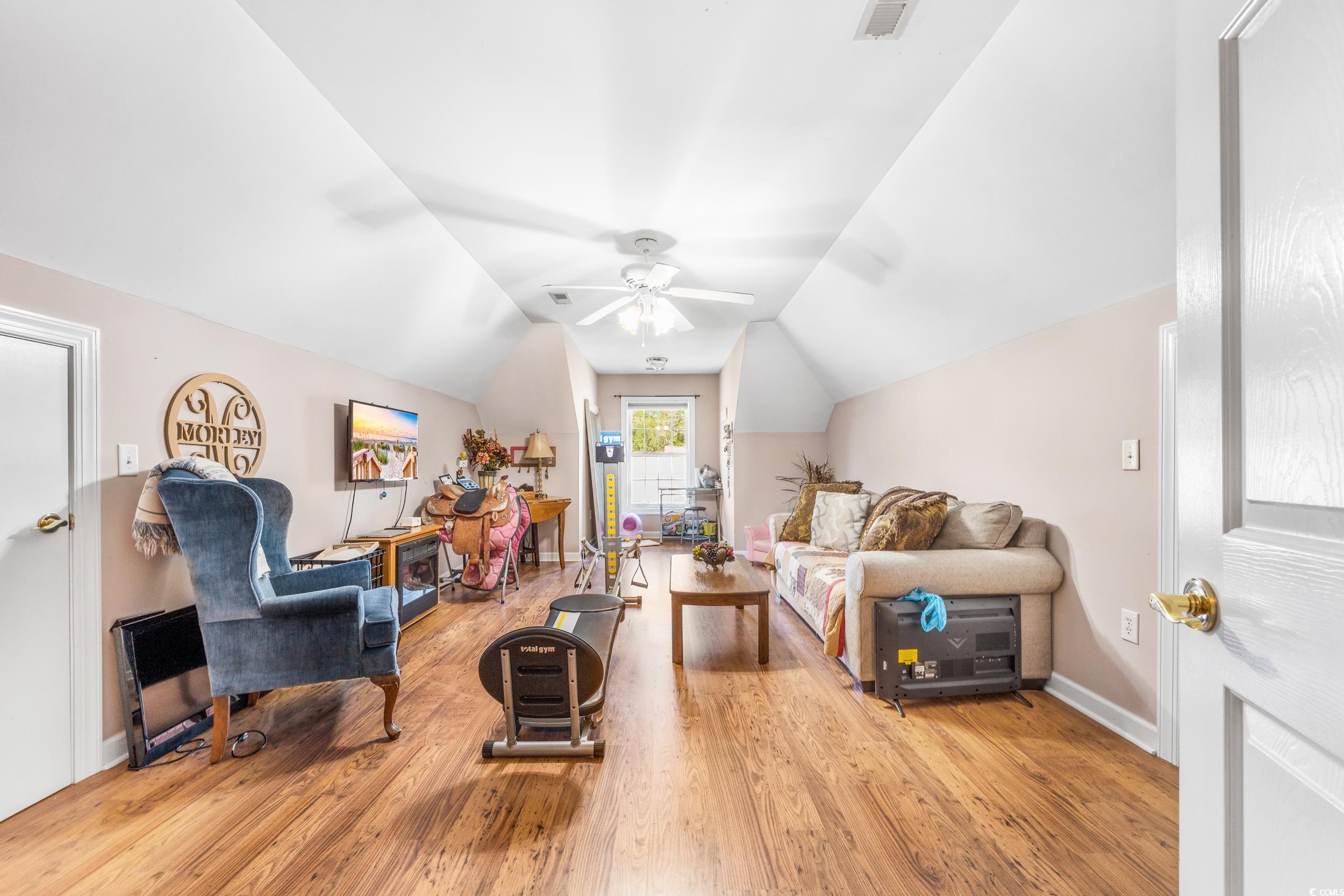 1296 Foxtail Dr. Property Photo 33