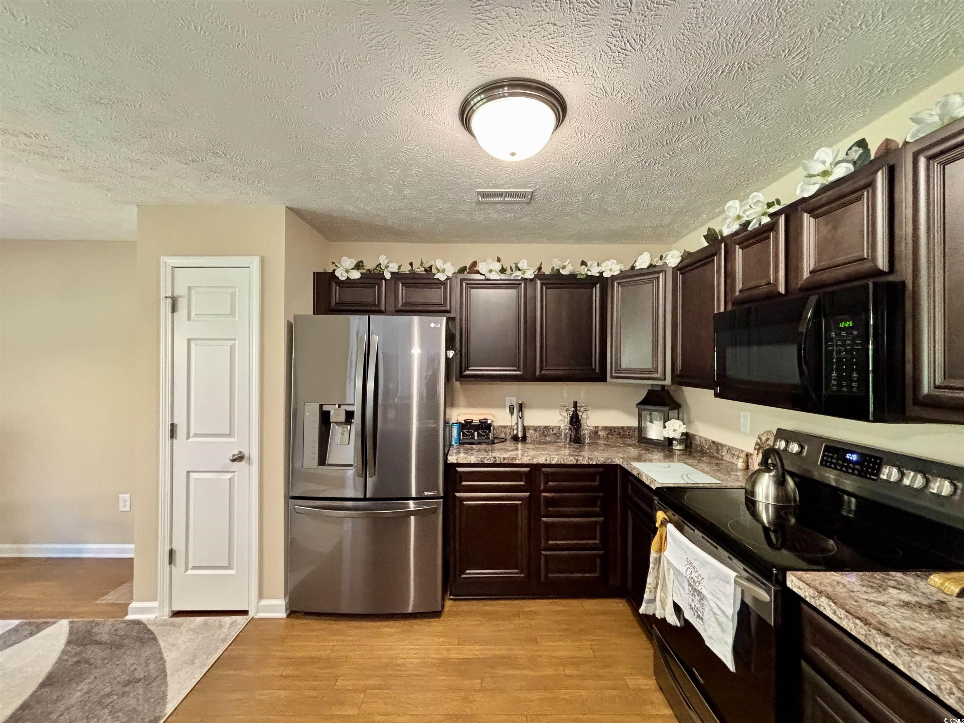 209 Foxpath Loop Property Photo 20