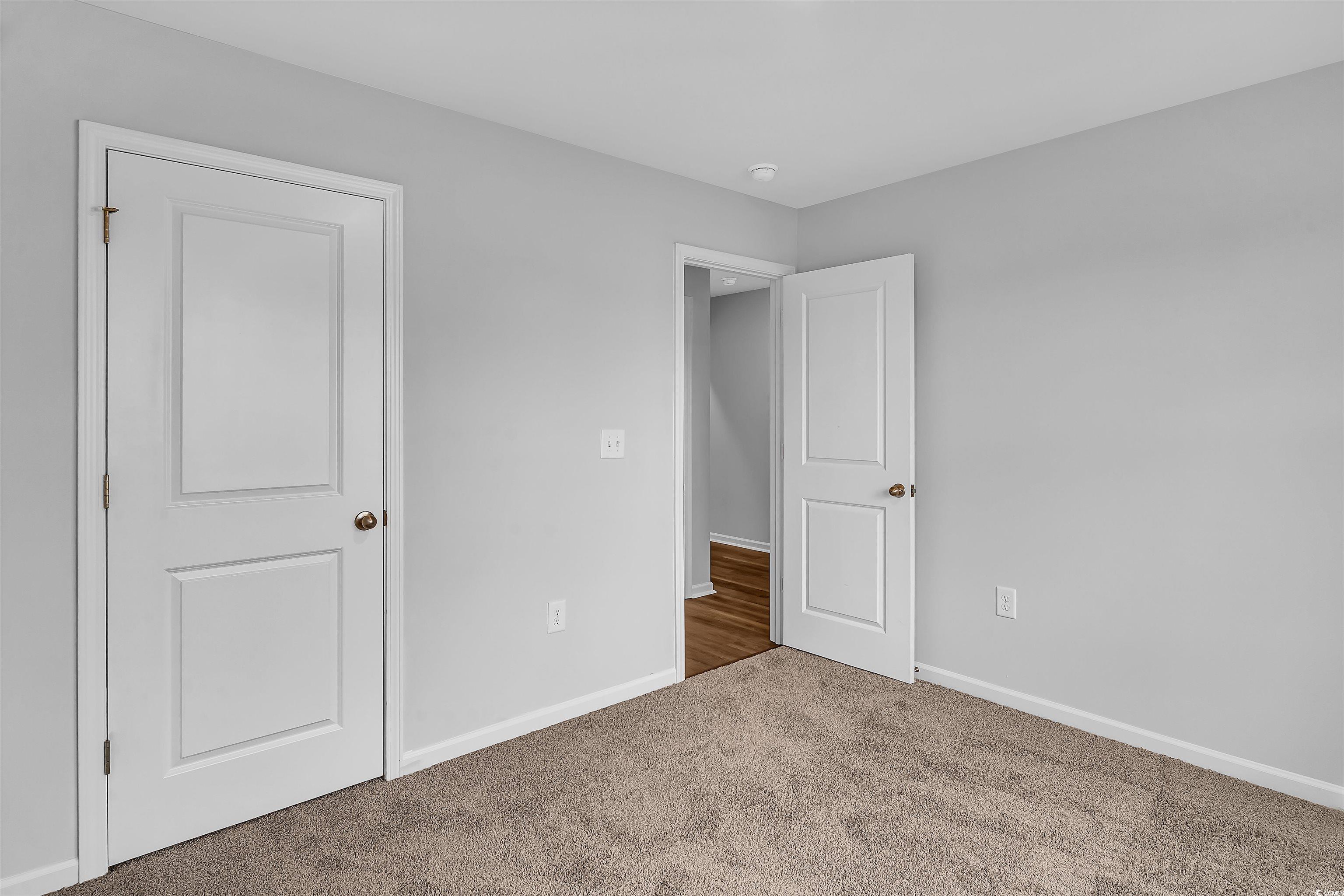 1049 Kinness Dr. Property Photo 8