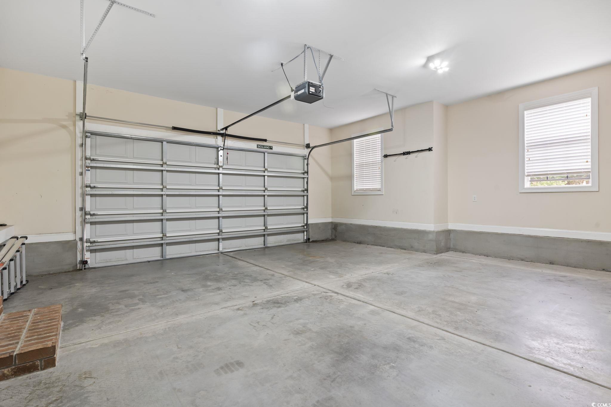 9048 Abingdon Dr. Property Photo 32