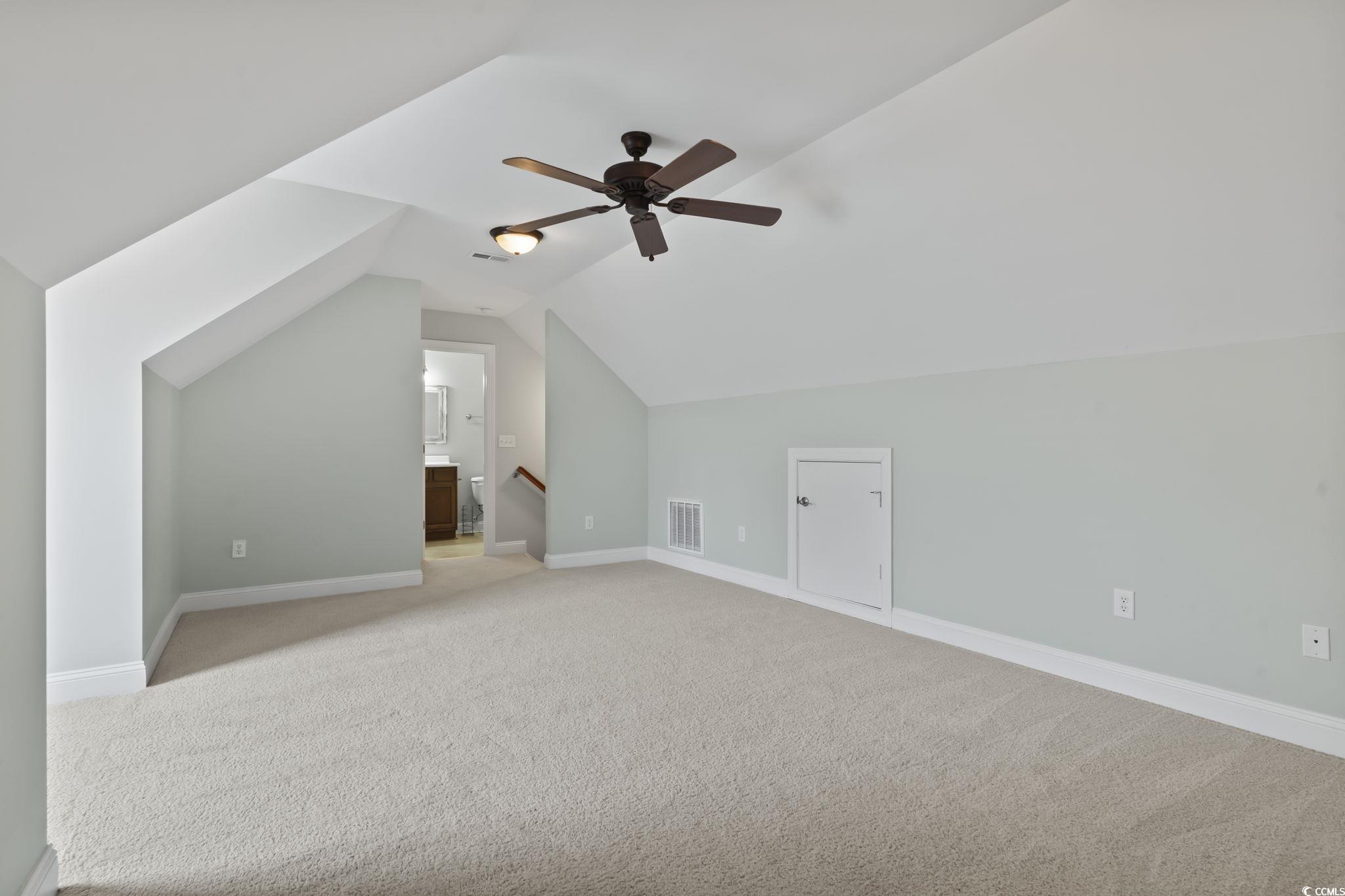 9048 Abingdon Dr. Property Photo 35