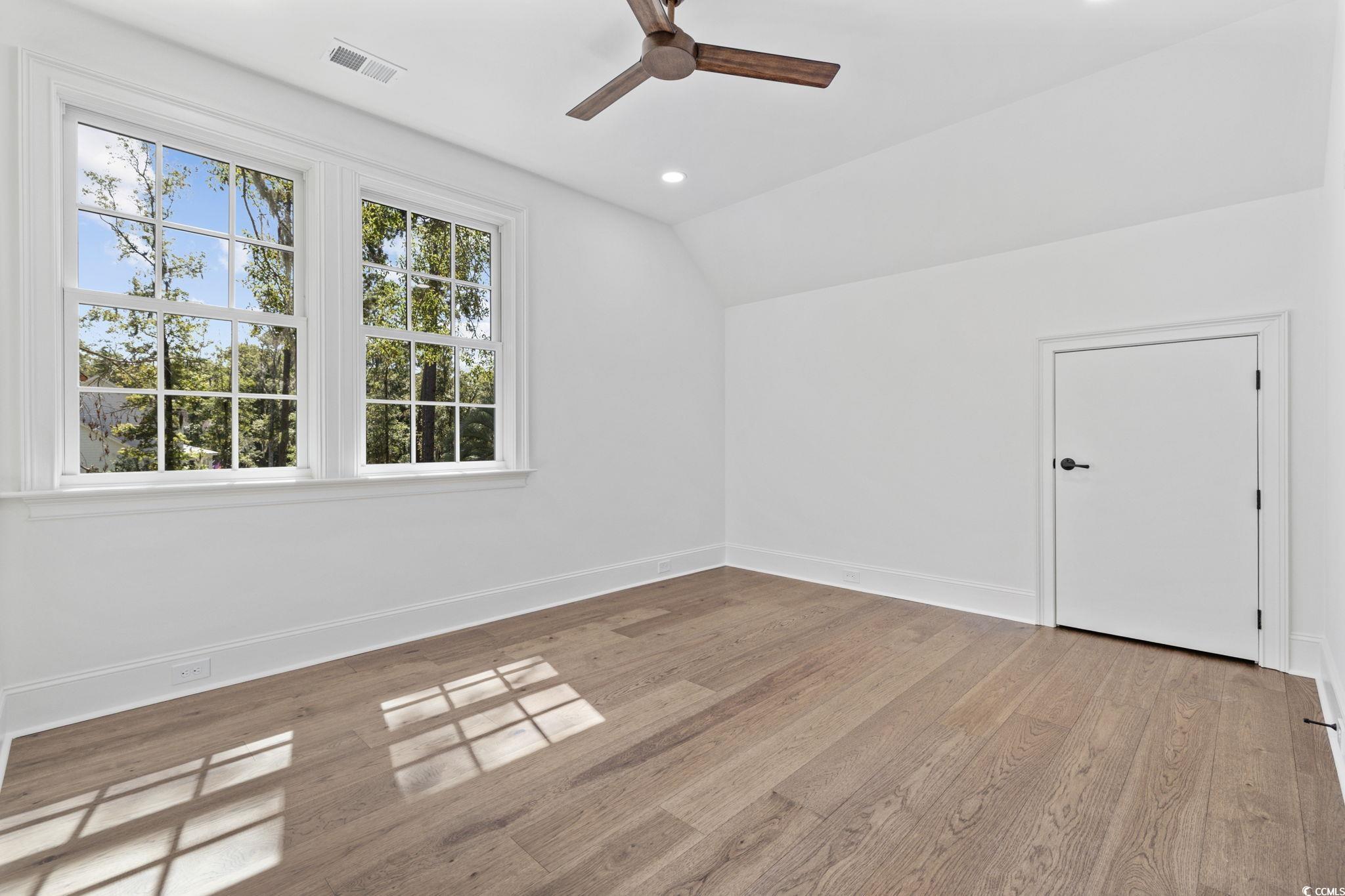 62 Makepeace Pl. Property Photo 21