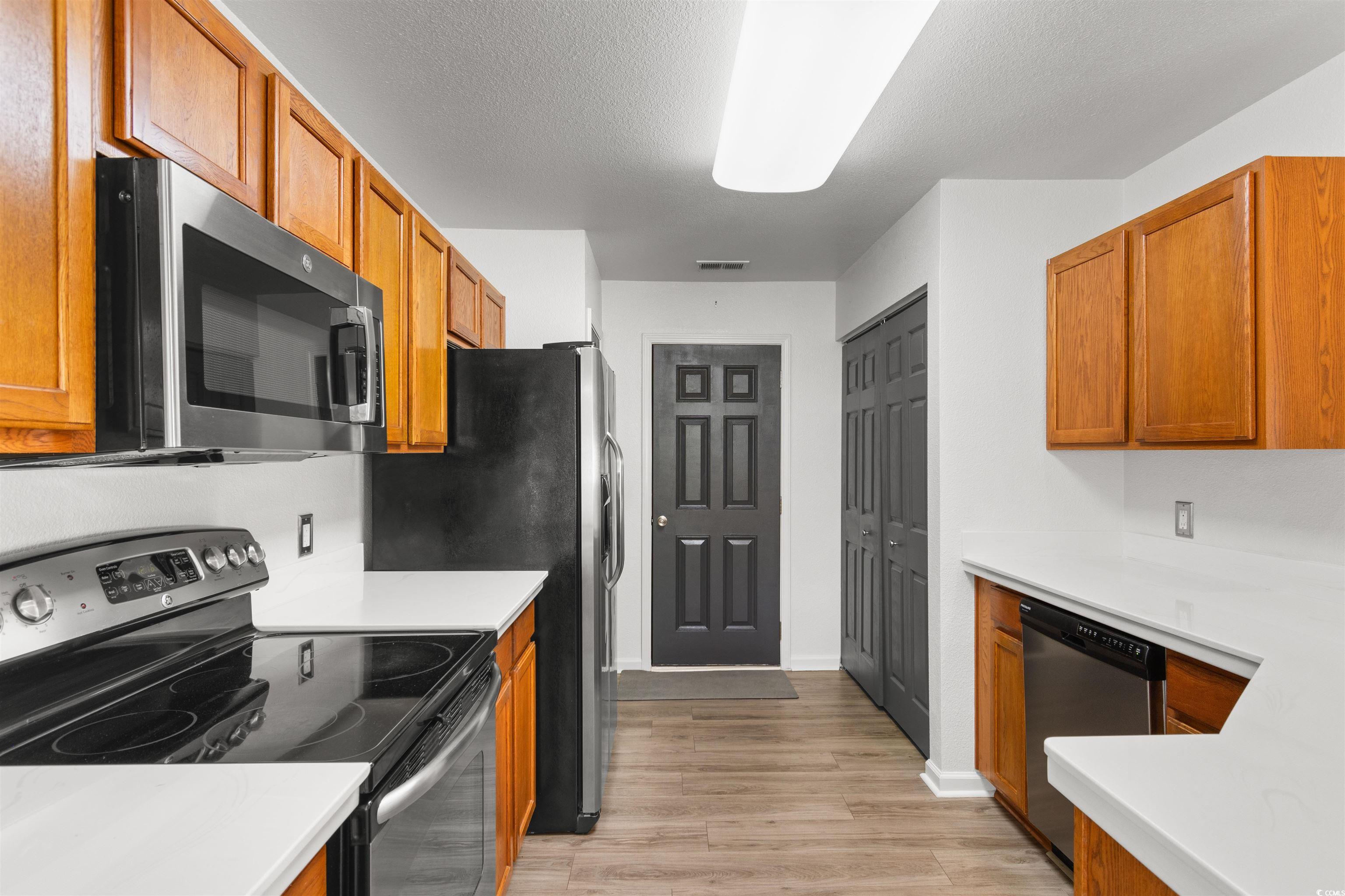 1007 Bonita Loop Property Photo 5