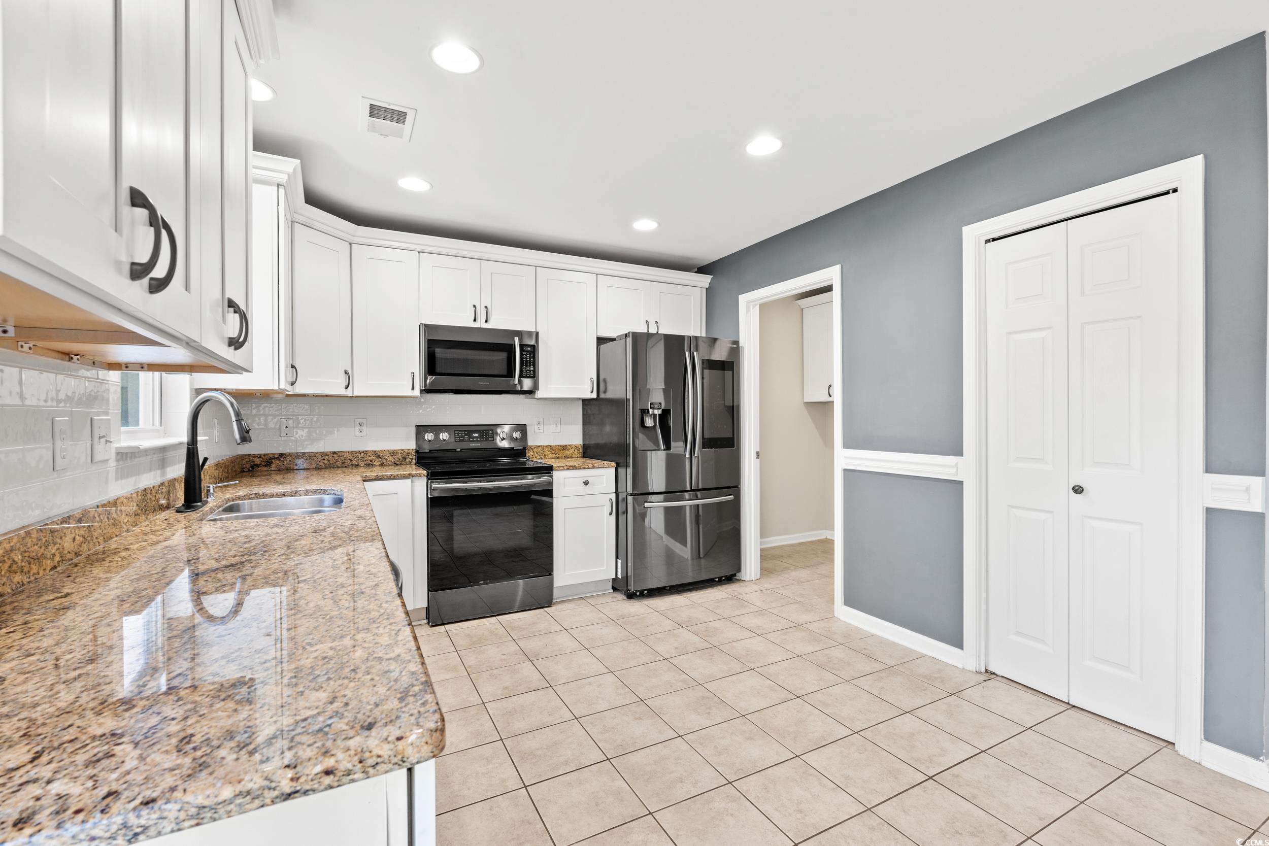 2248 Beauclair Ct. Property Photo 9